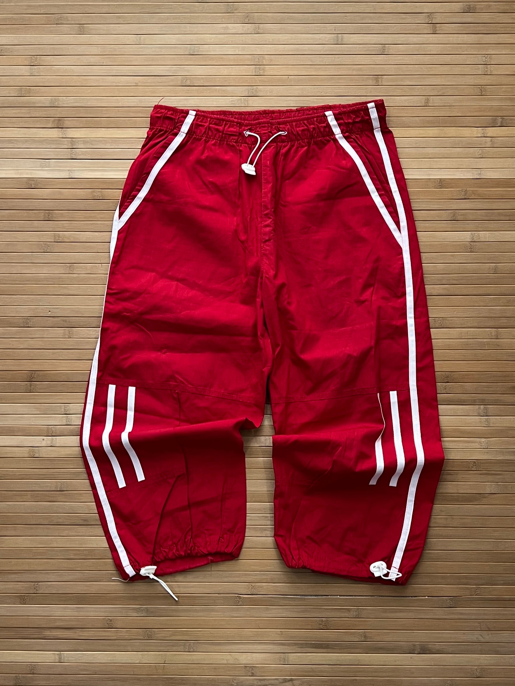 Red Capris 🙋‍♀️ (28/30)