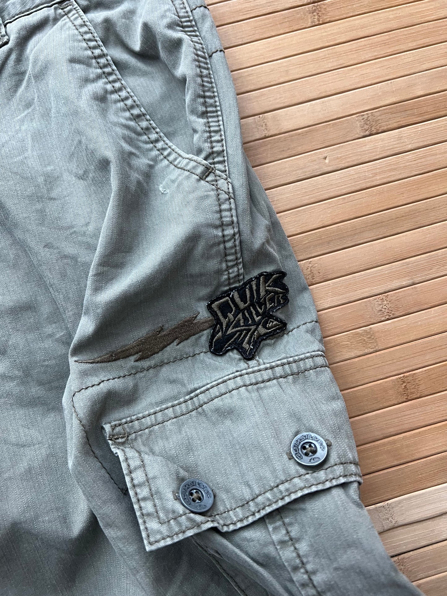 Quick Silver Green Cargo Shorts (34)