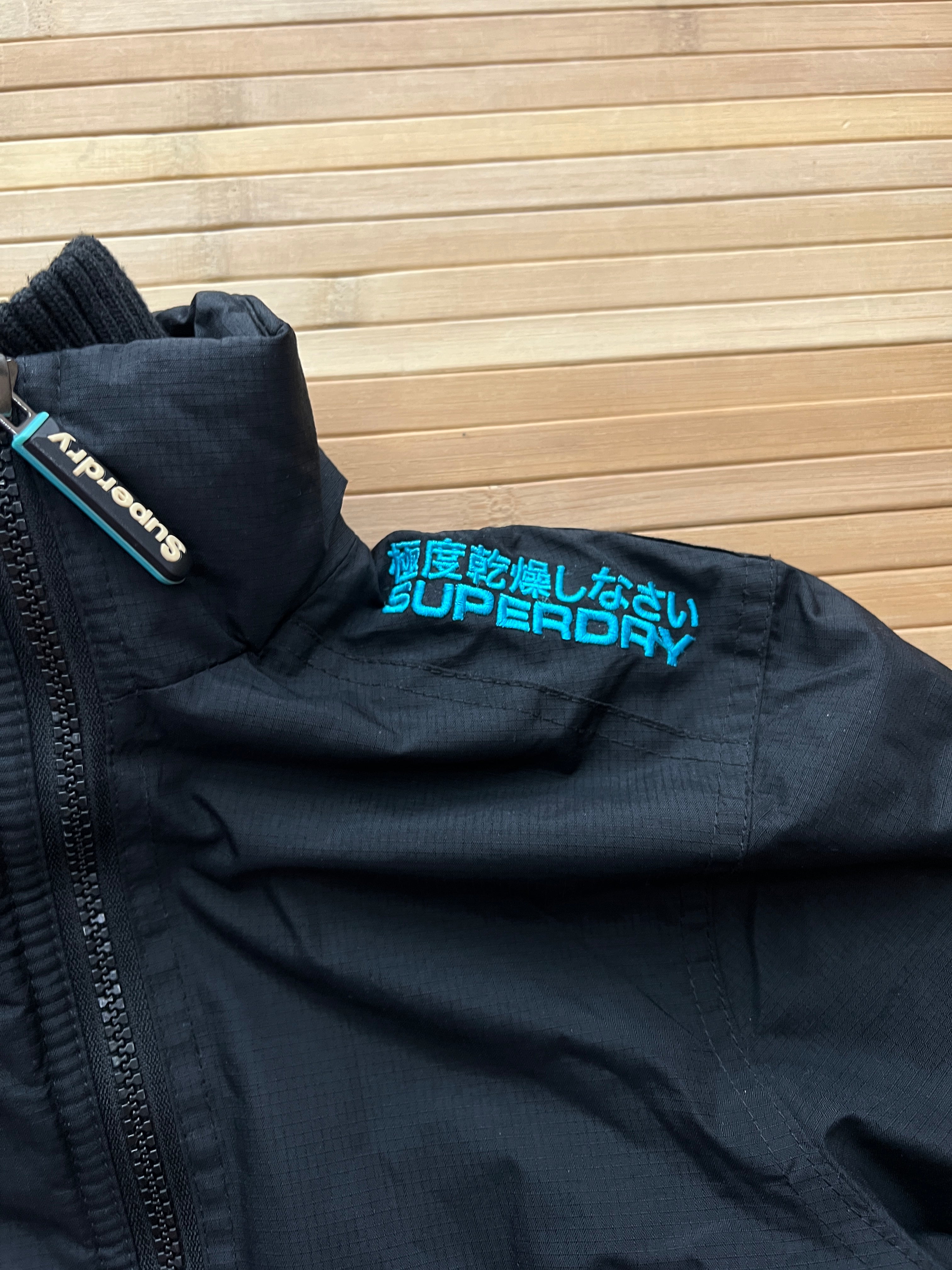 Superdry Japan Goretex (S)