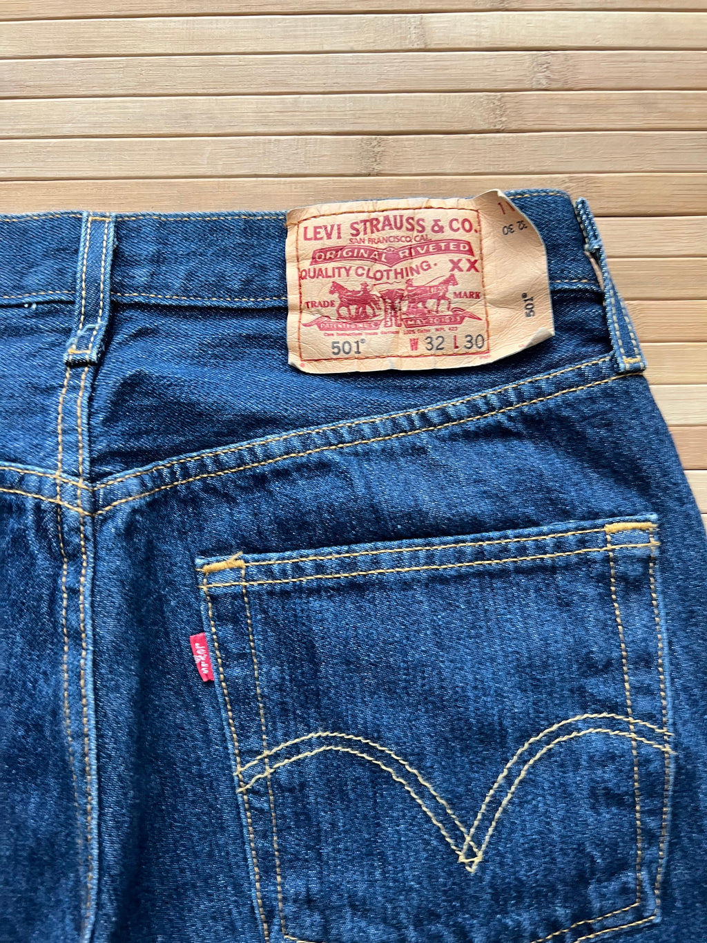 Levi’s 501 Jorts (30)