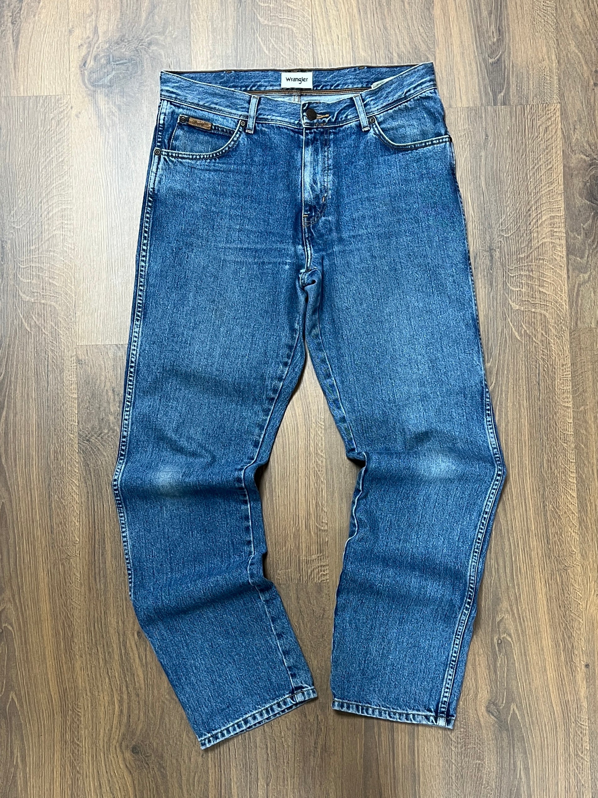 Wrangler Baby Blue Jeans (32x34)