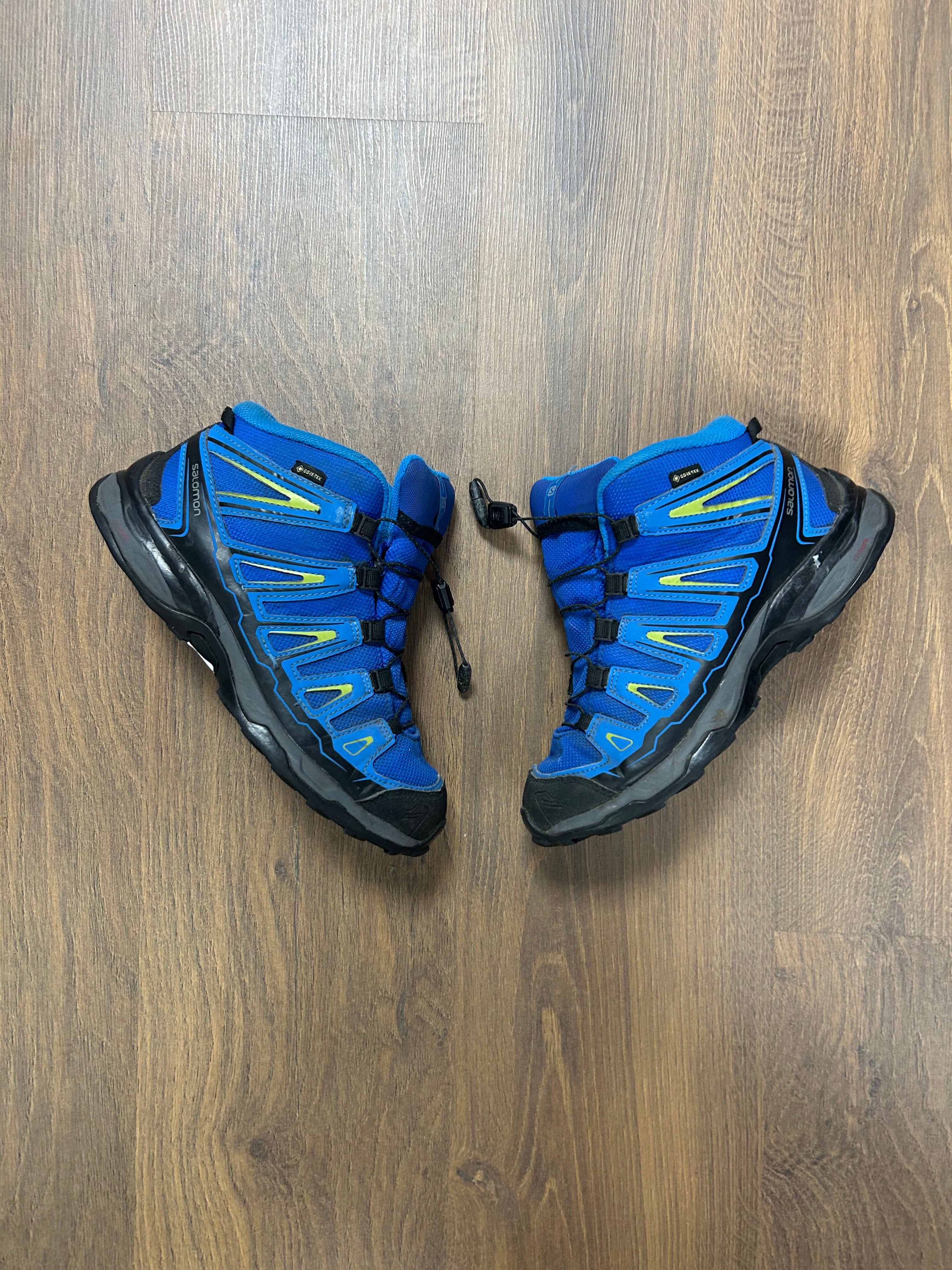 Salomon 🙋‍♀️ Goretex Boots (38)