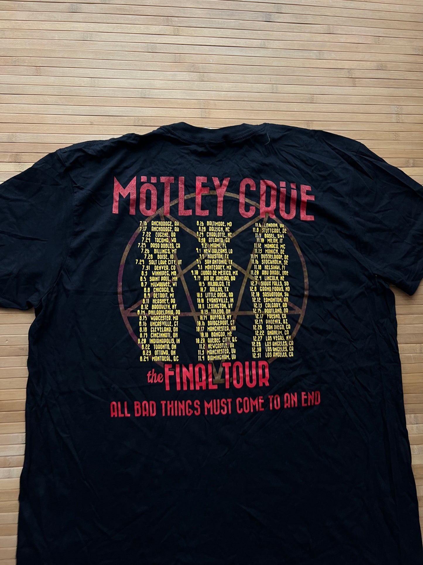 Motlet Crue Vintage T-Shirt (XL)