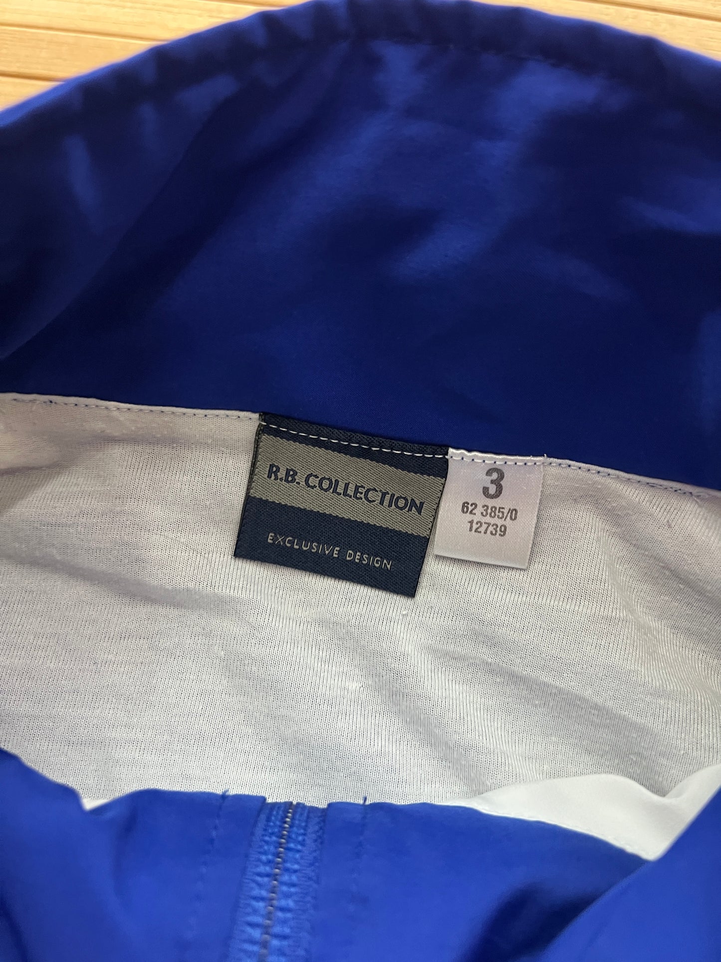 R.B Collections Zip Up (XL)