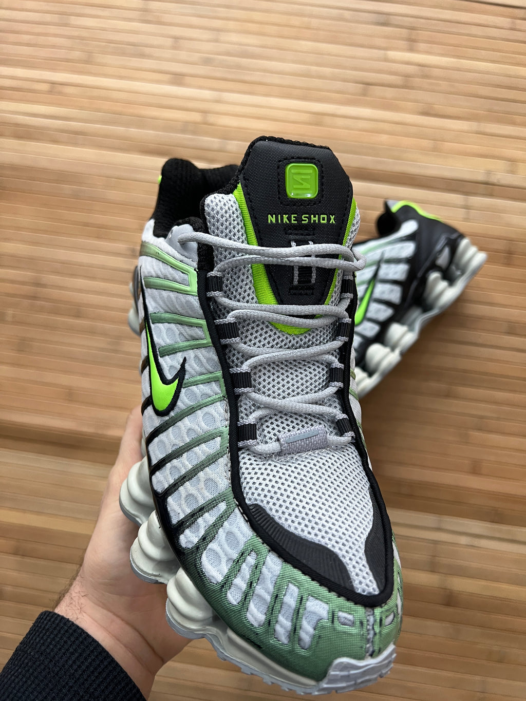 Nike Shox Wolf Grey Lime Blast (41.5-42)