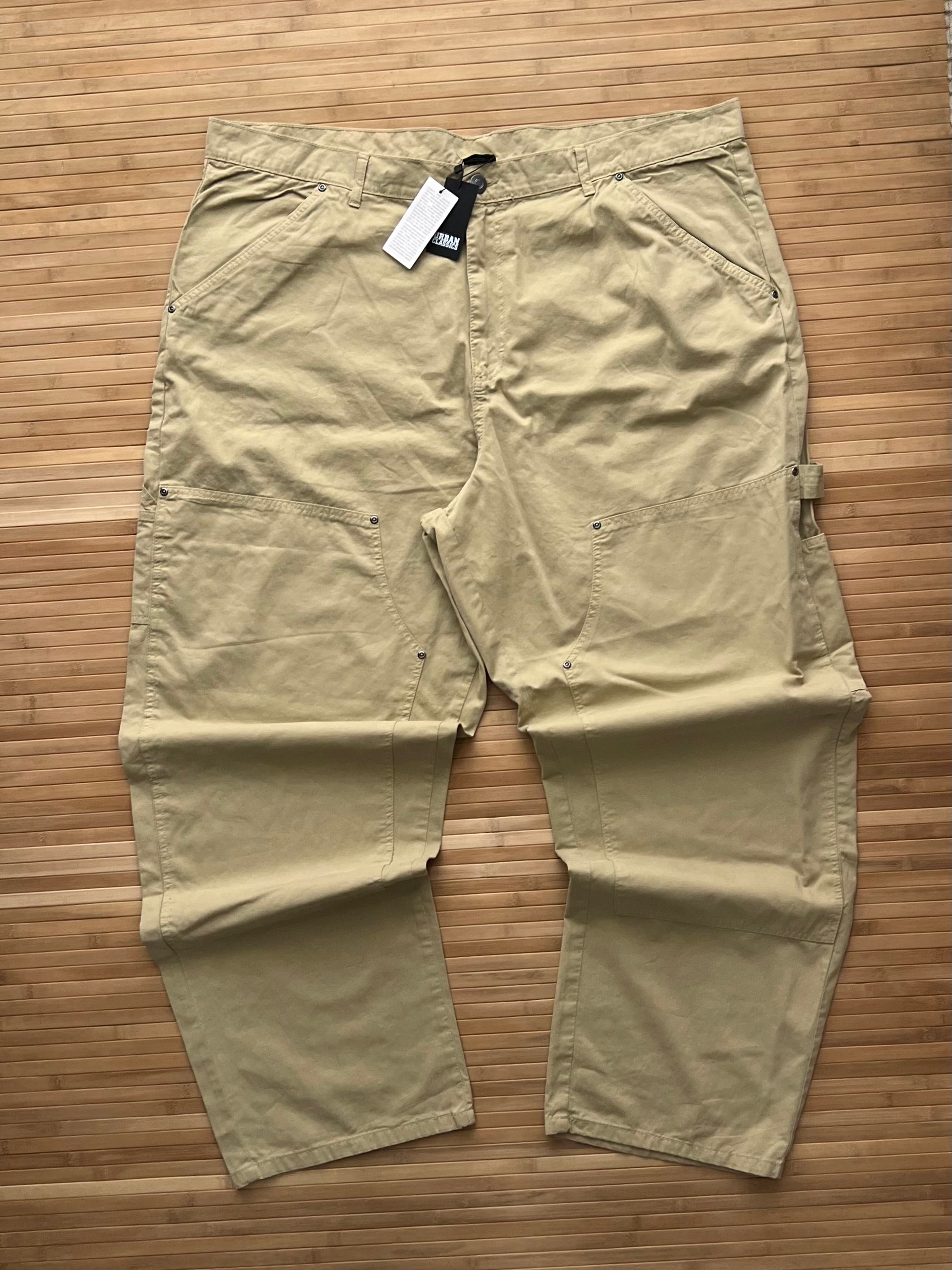 Urban Classics Double Knees (46x34)