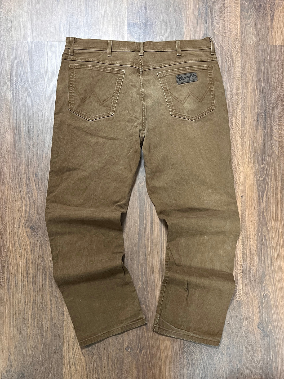 Wrangler Brown jeans (38x30)