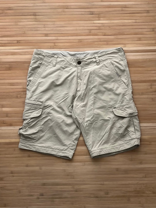Quechua Cargo Shorts (38)