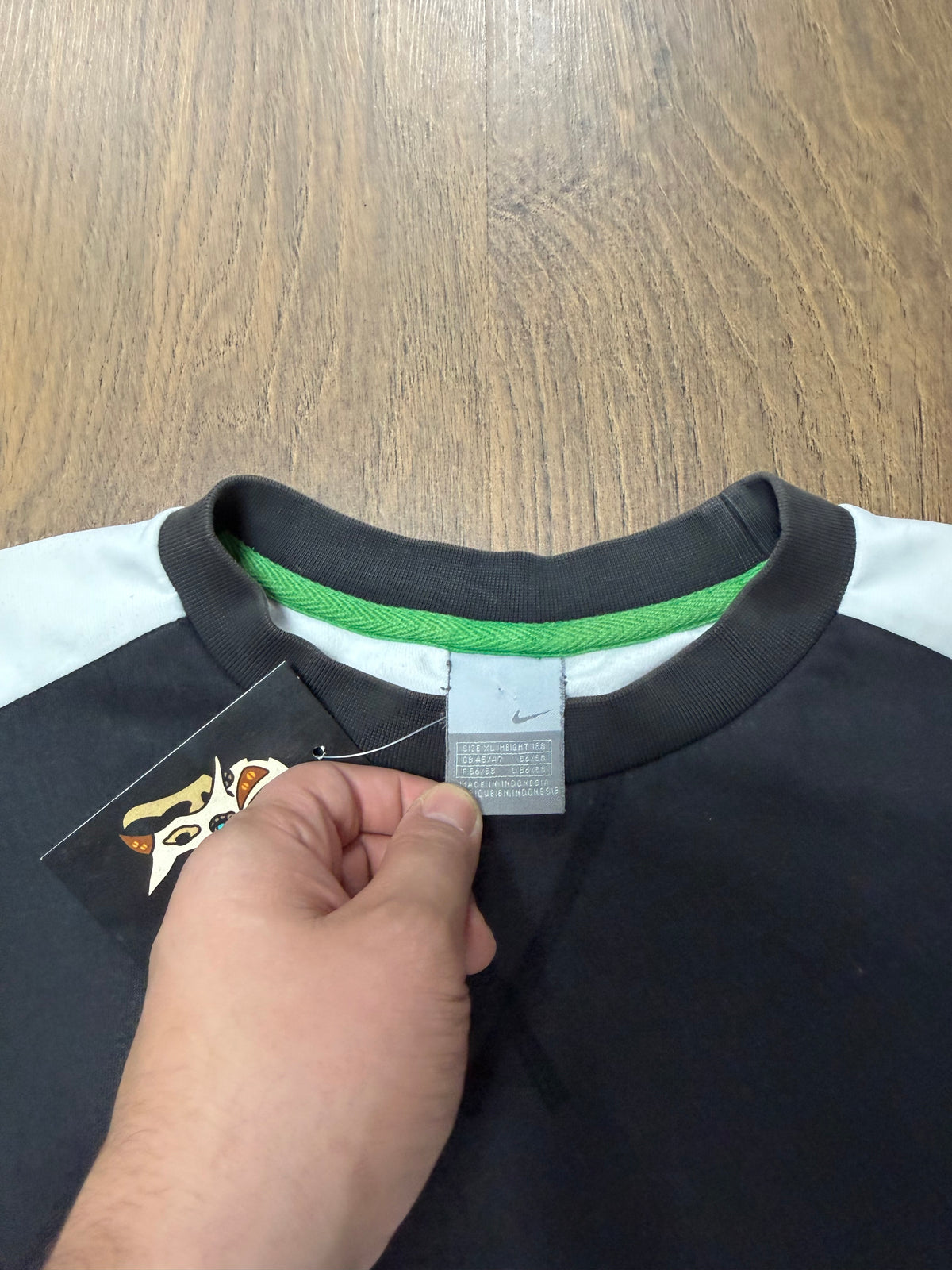 Nike 90s Sweater ( XL)