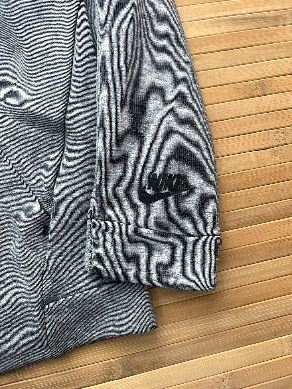 Nike Tech Sweater (L)