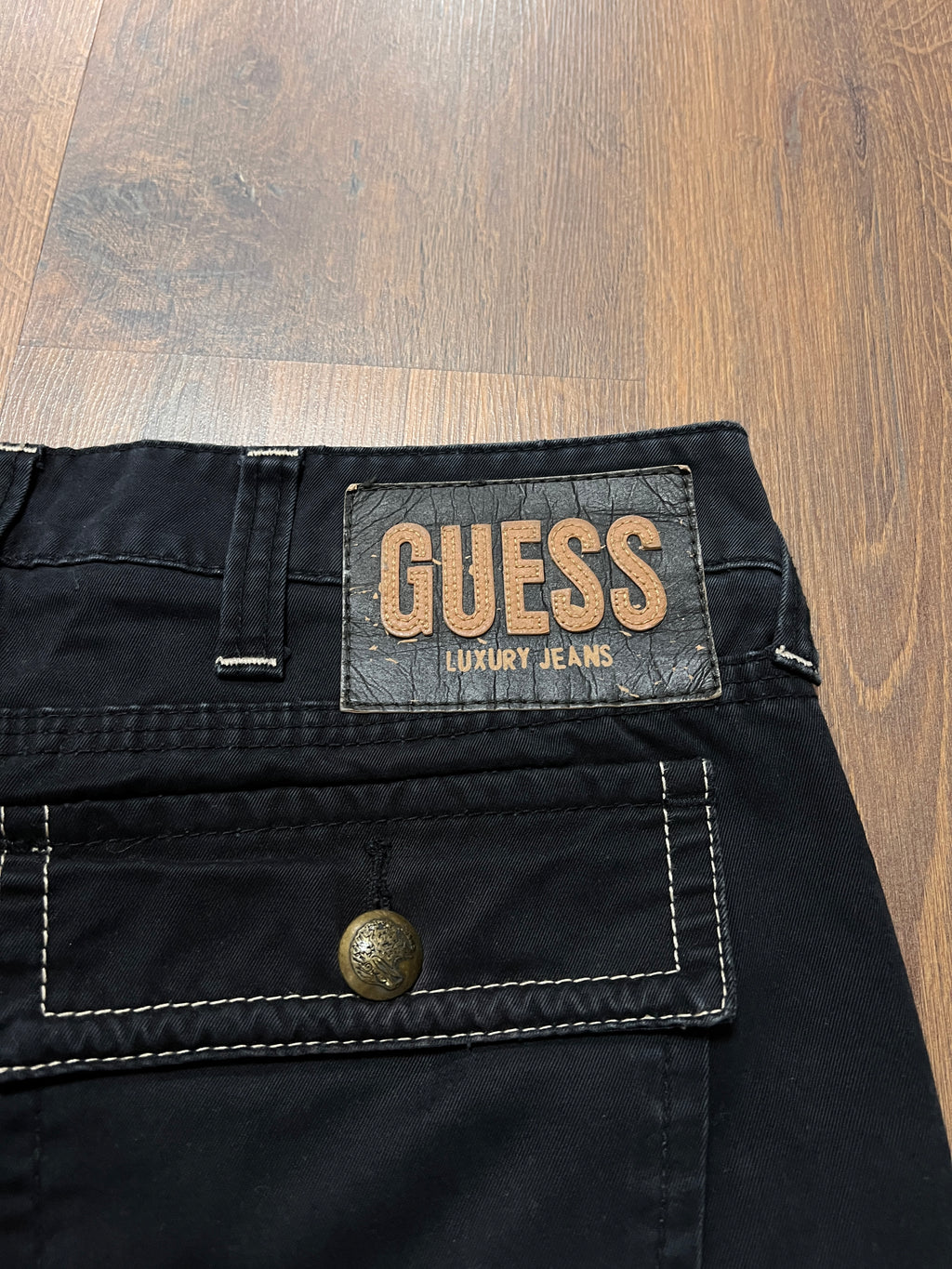 Guess y2K goth flared jeans(32x30)