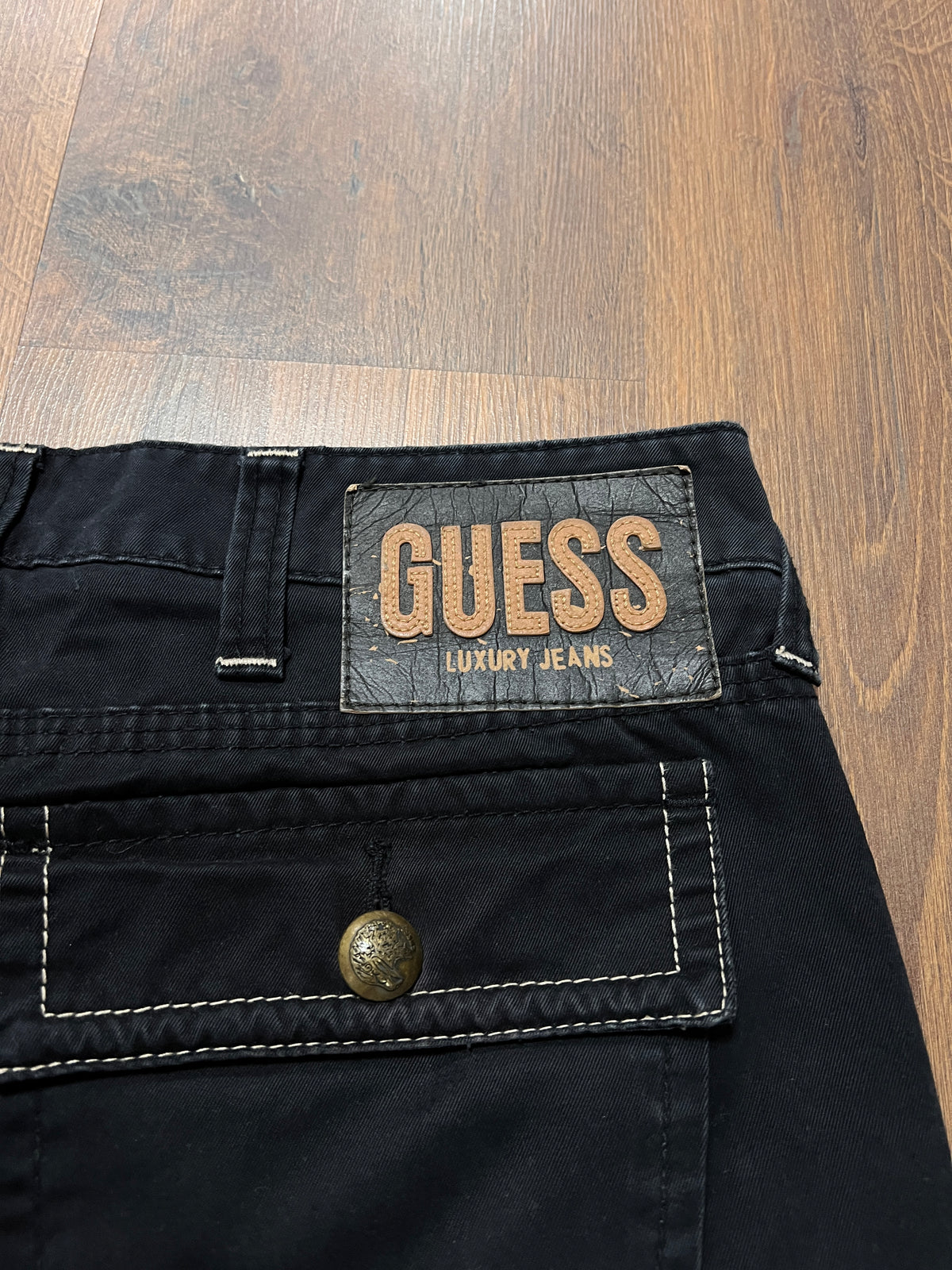 Guess y2K goth flared jeans(32x30)