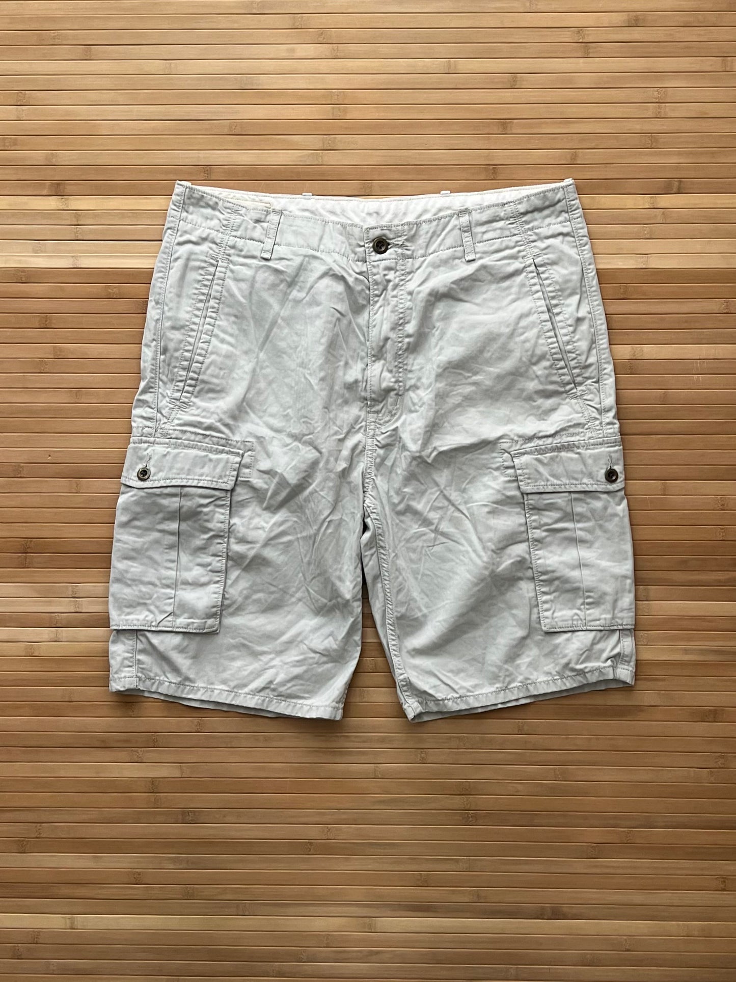 Levis Cargo Shorts (36)