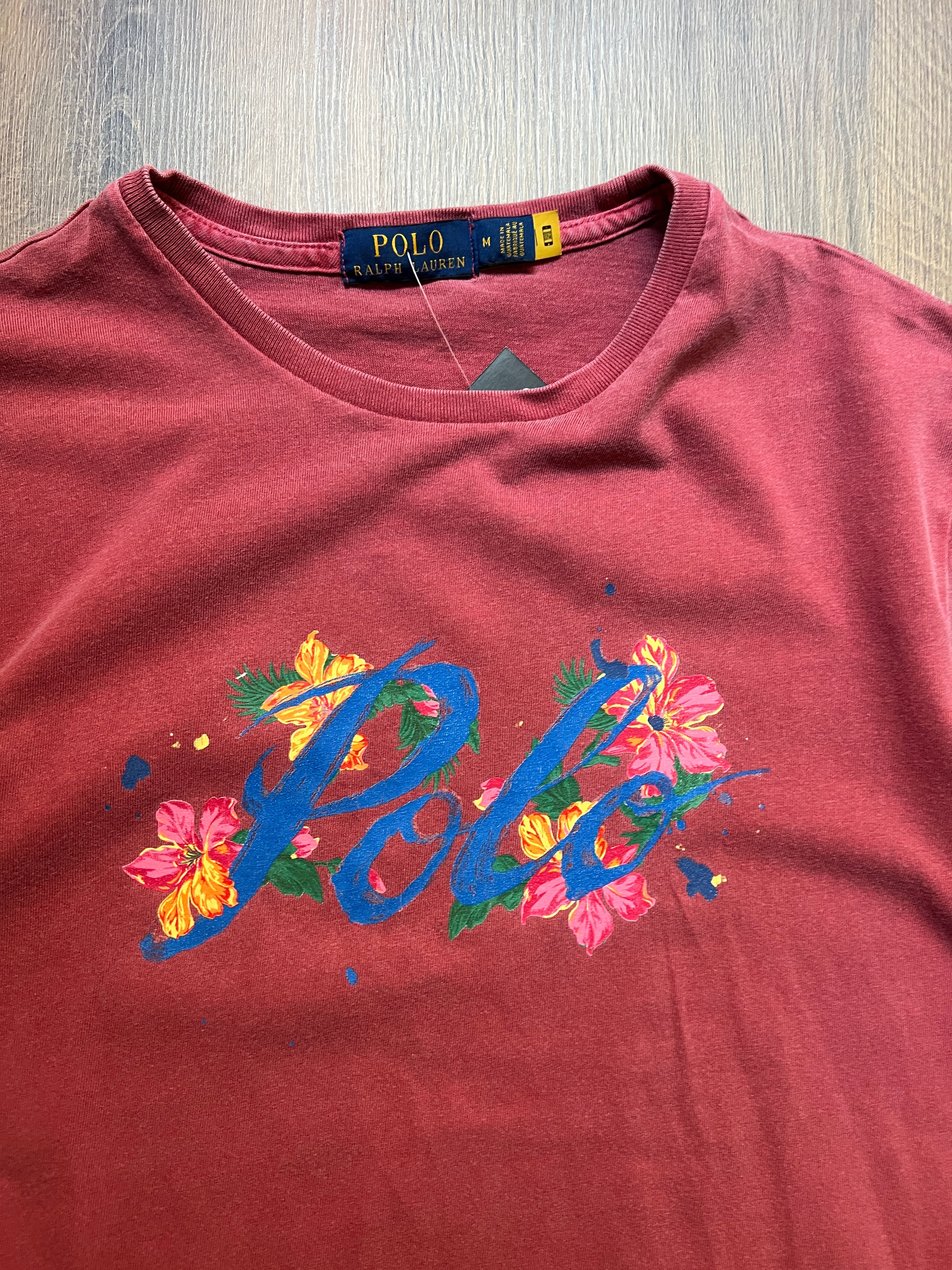 Polo Flowers Graphic Tshirt (L)