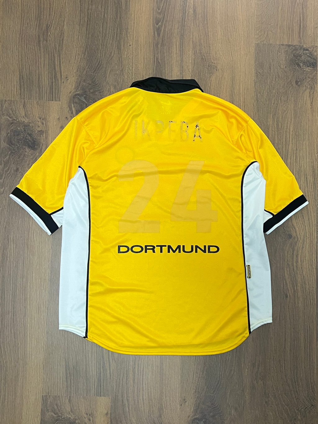 Borussia Dortmund 1998-00 Home Jersey (XL)