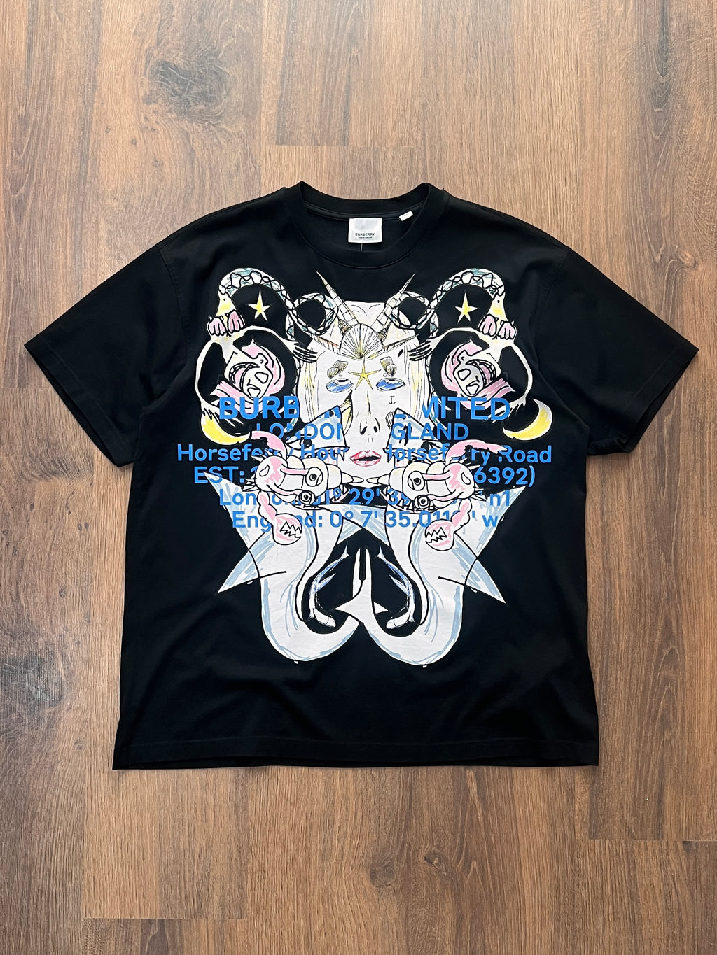 Burberry Limited Edition T-Shirt (M)
