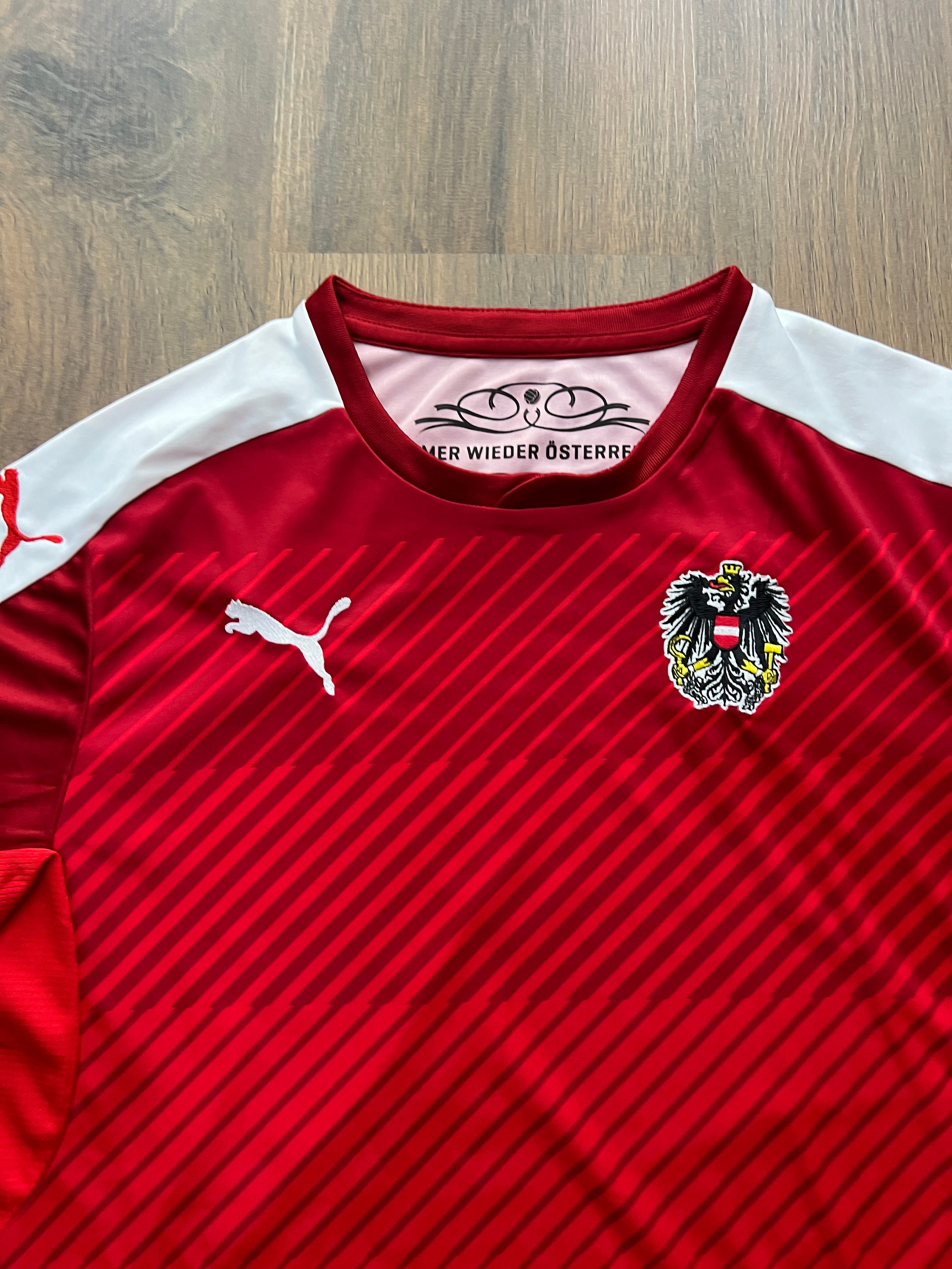 Austria 2016/17 Home Jersey (S)