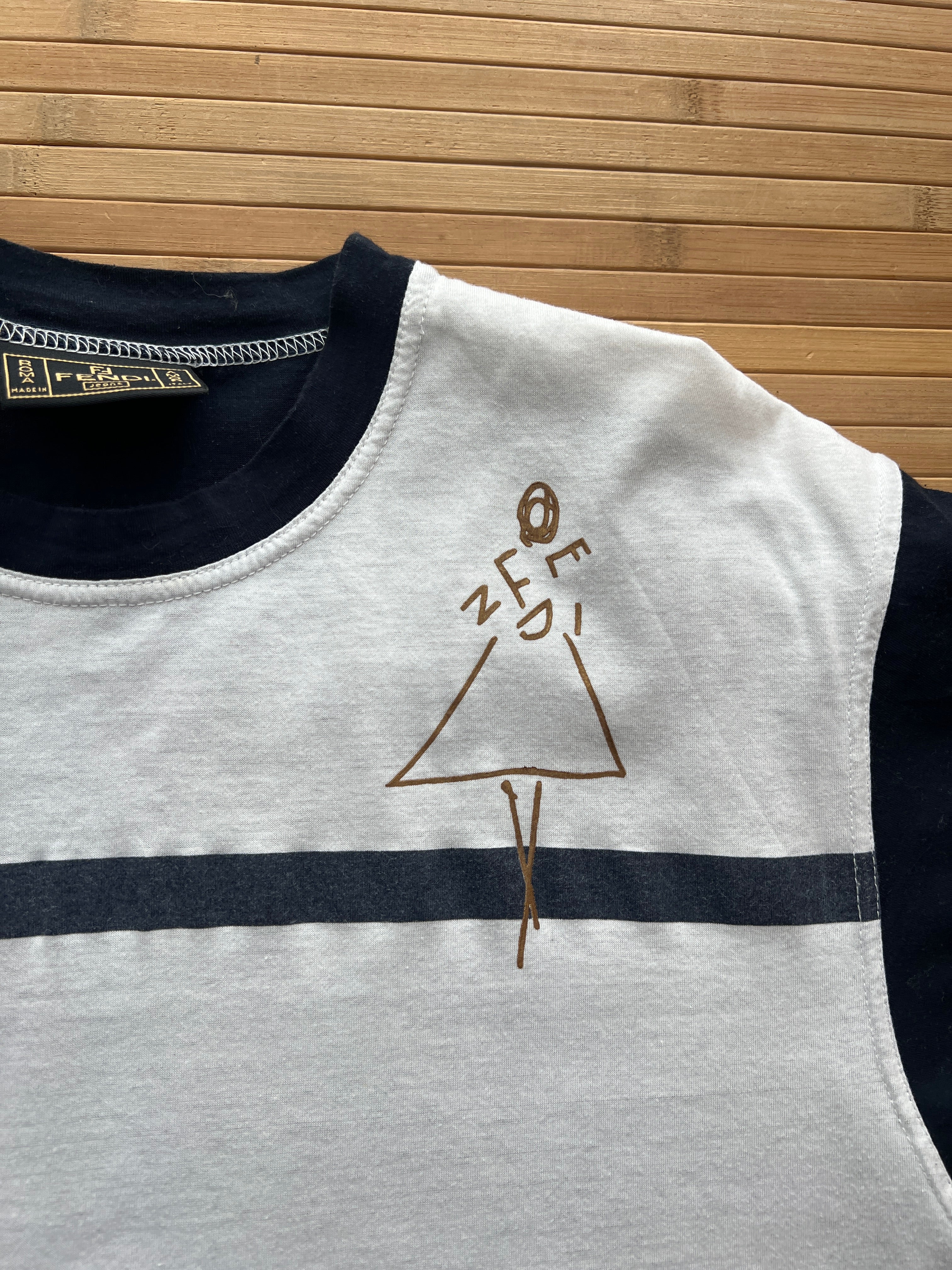 Fendi 90s Vintage Tshirt(L)