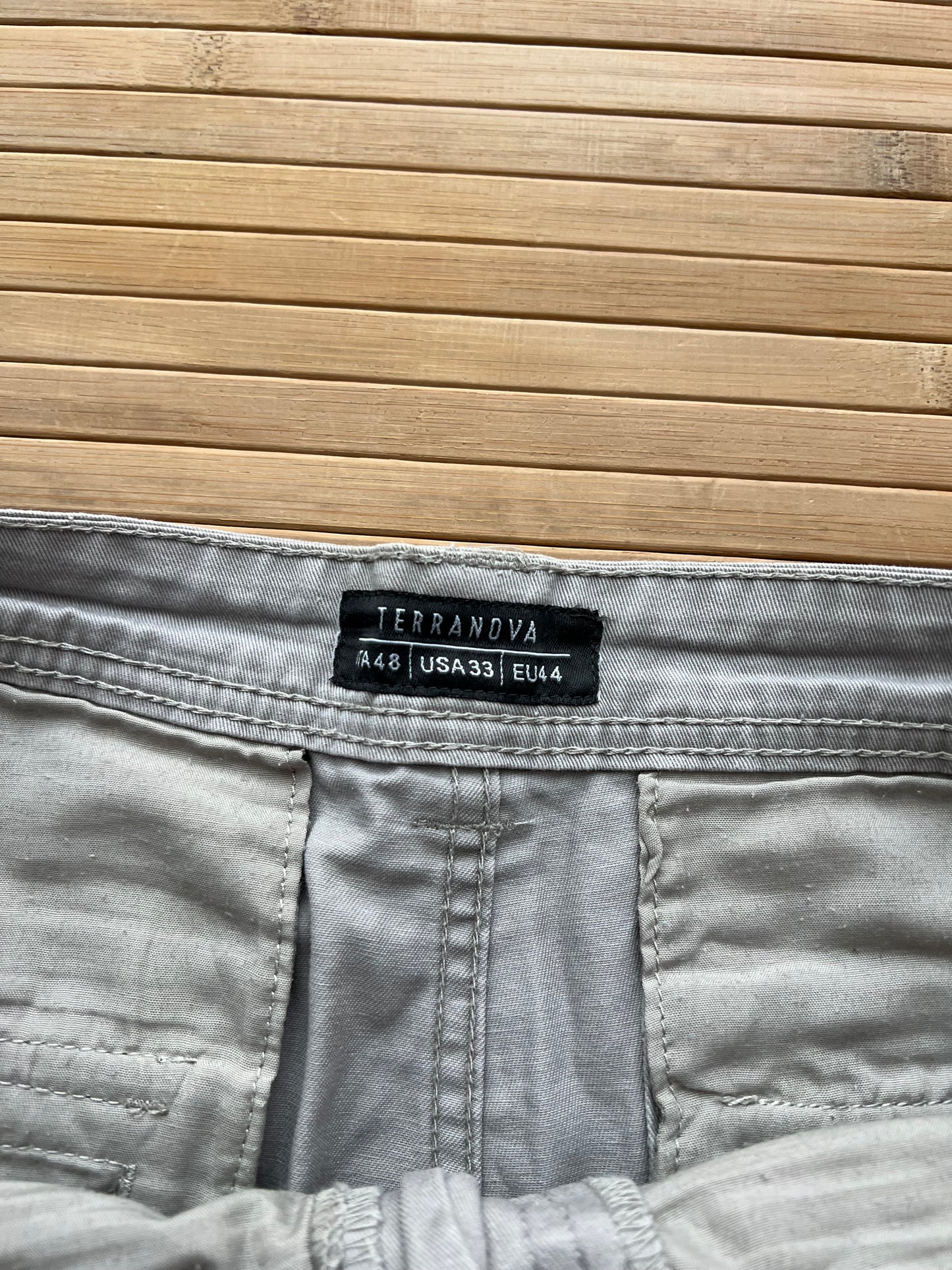 Grey Cargo Shorts (38)
