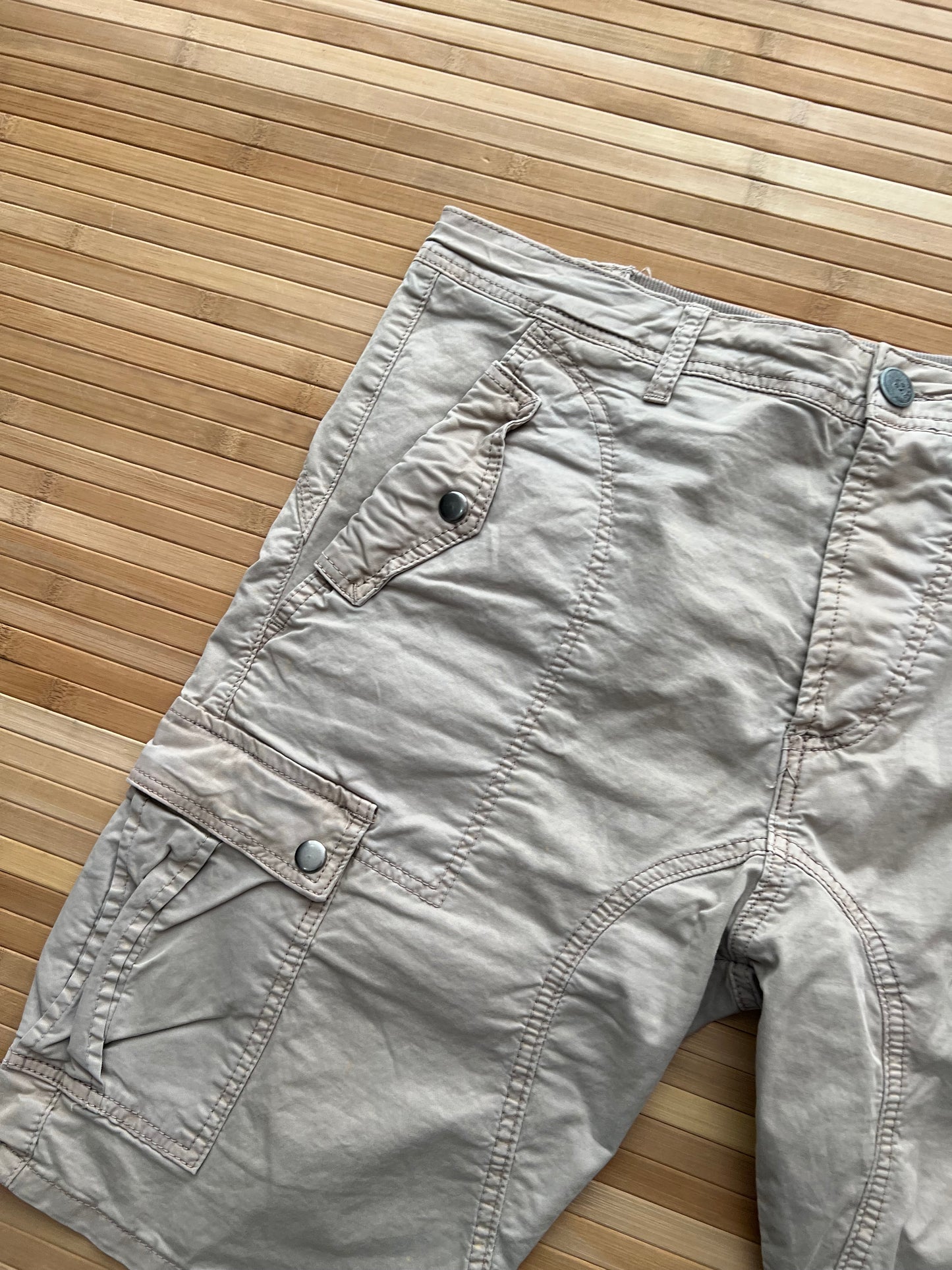 Beige Cargo Shorts (36)