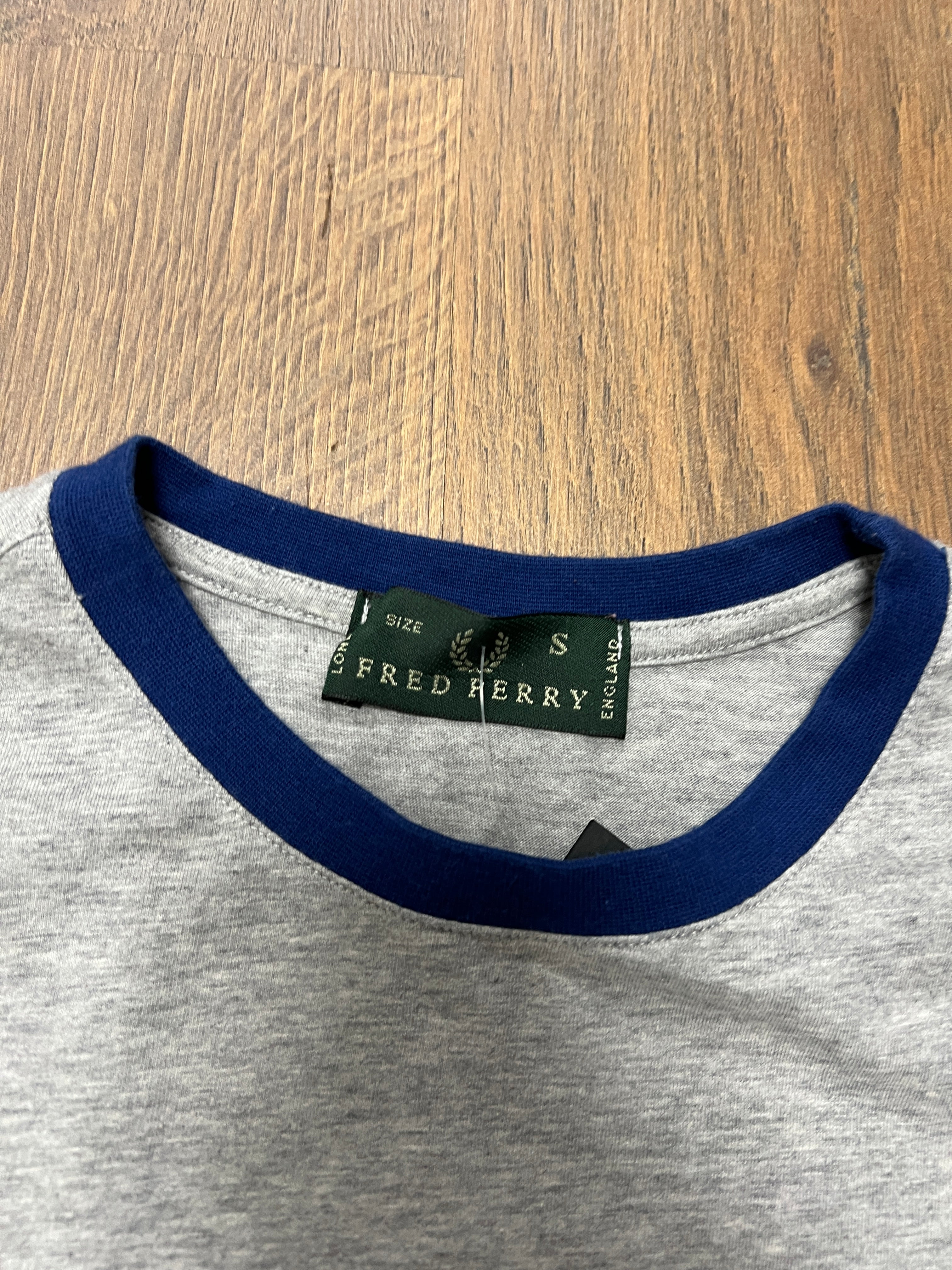 Fred Perry T-Shirt (S)