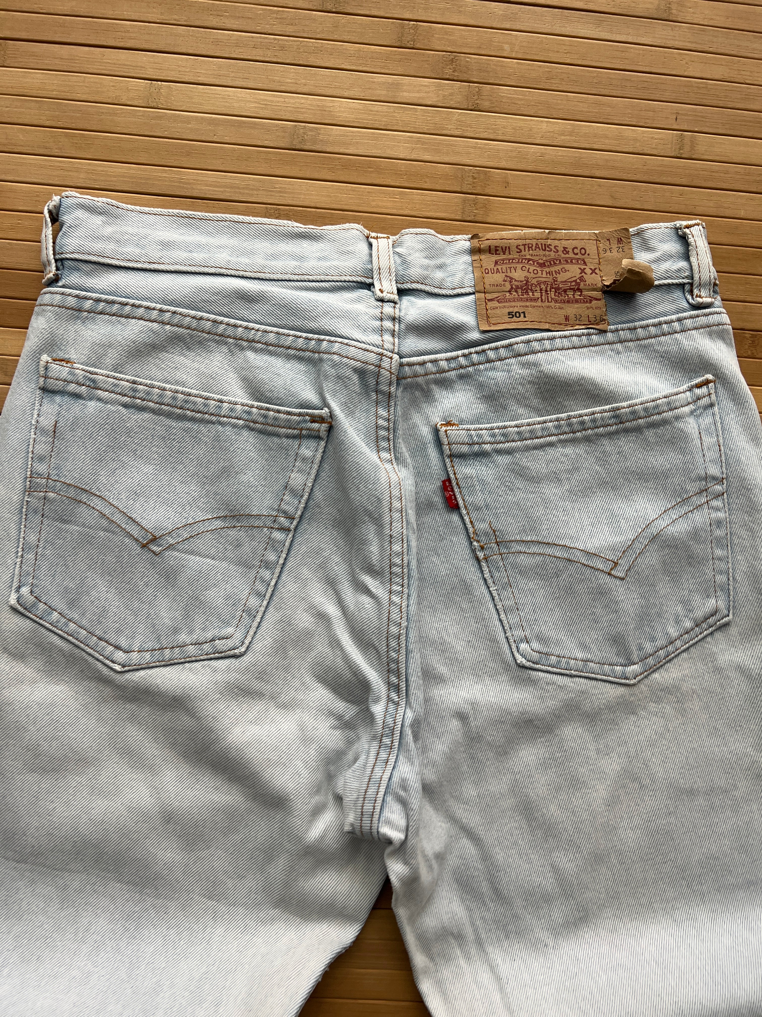 Levis Jeans (32x30)