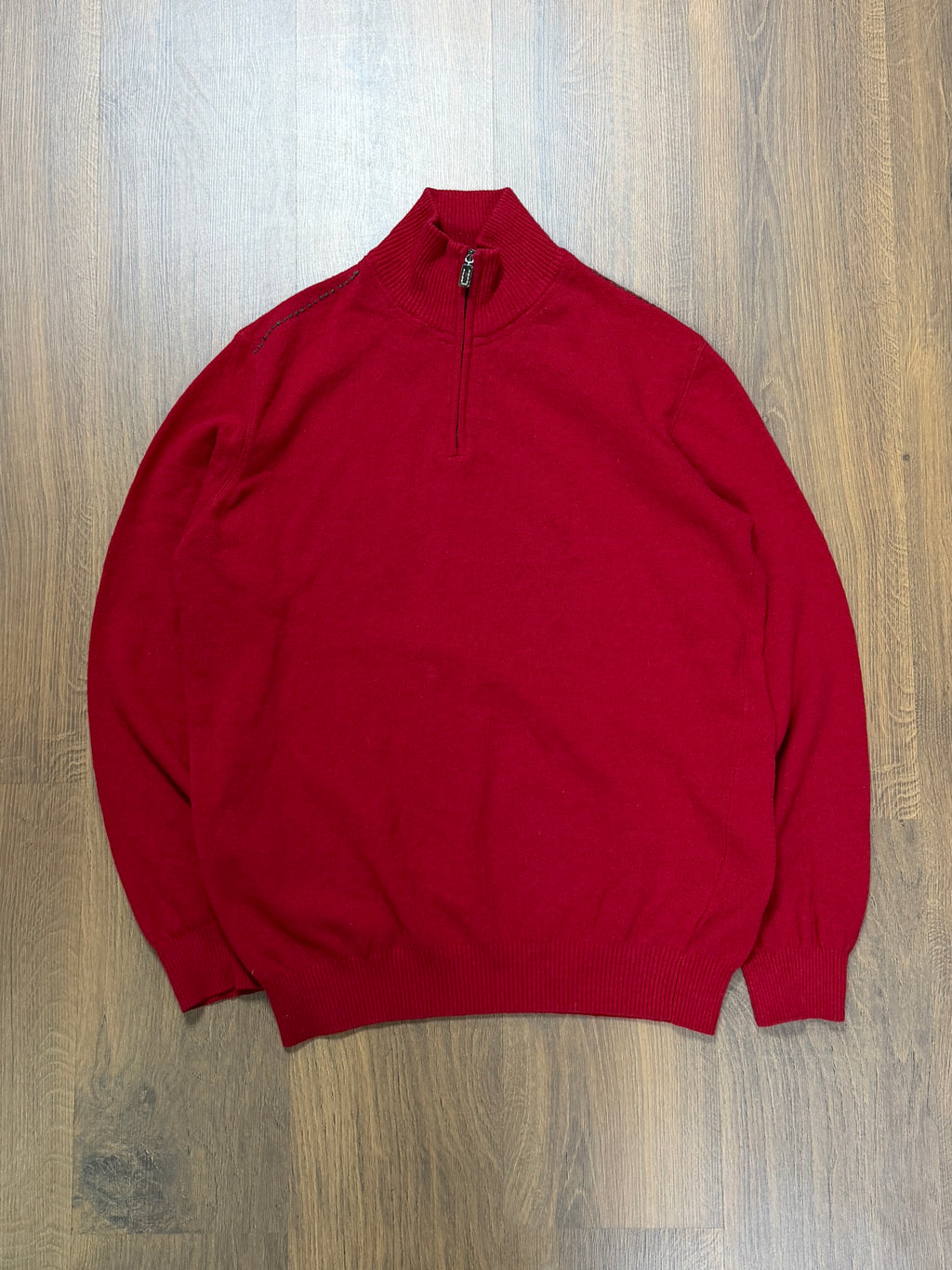 Red quarter Zip (L)