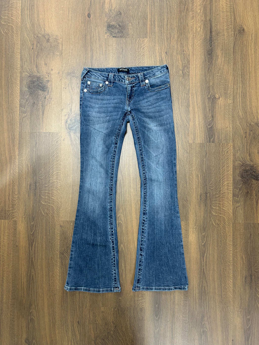 True Religion High Wasted Flared Jeans 🙋‍♀️(28x32)