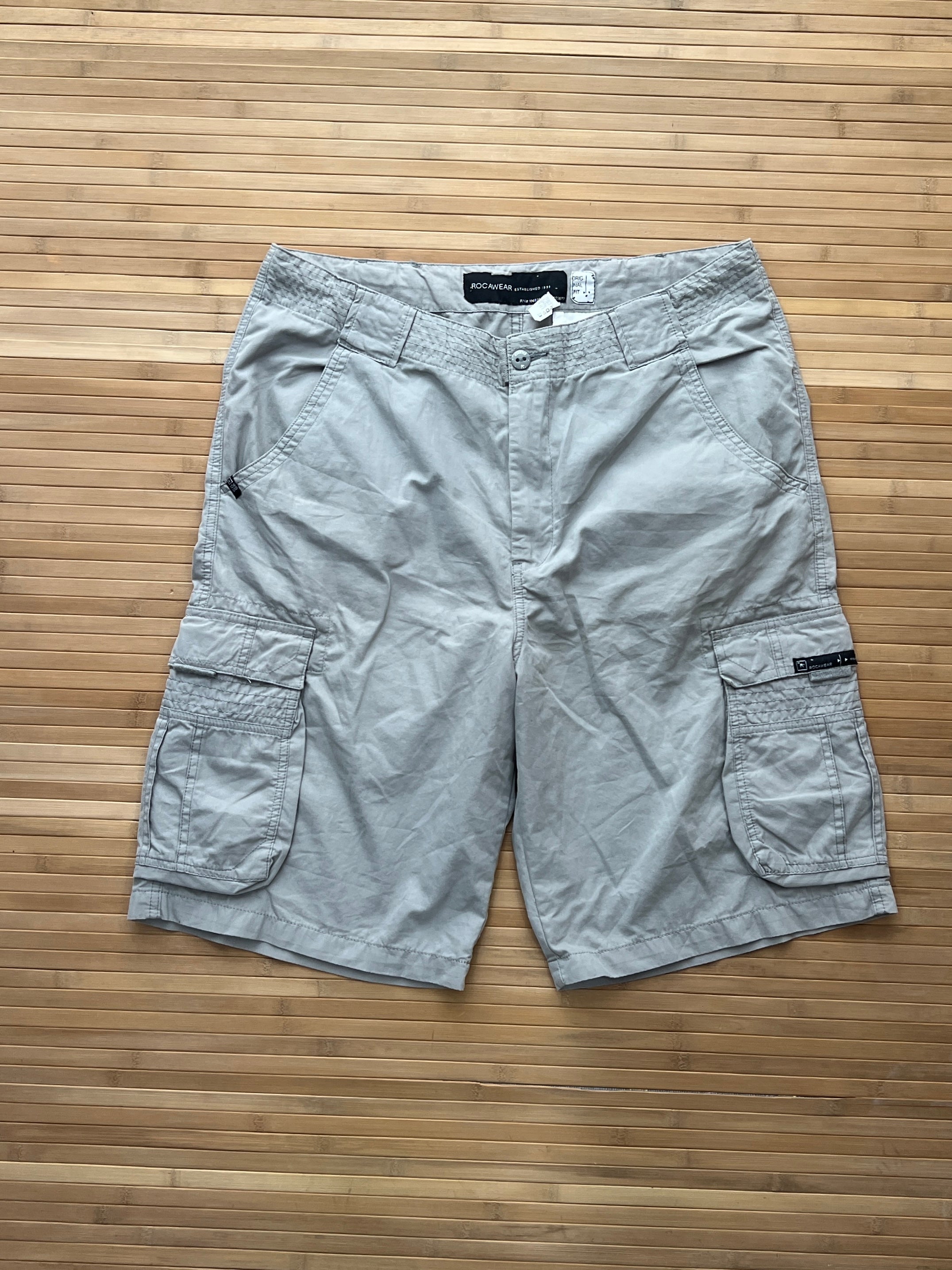 RocaWear Cargo Shorts (36)