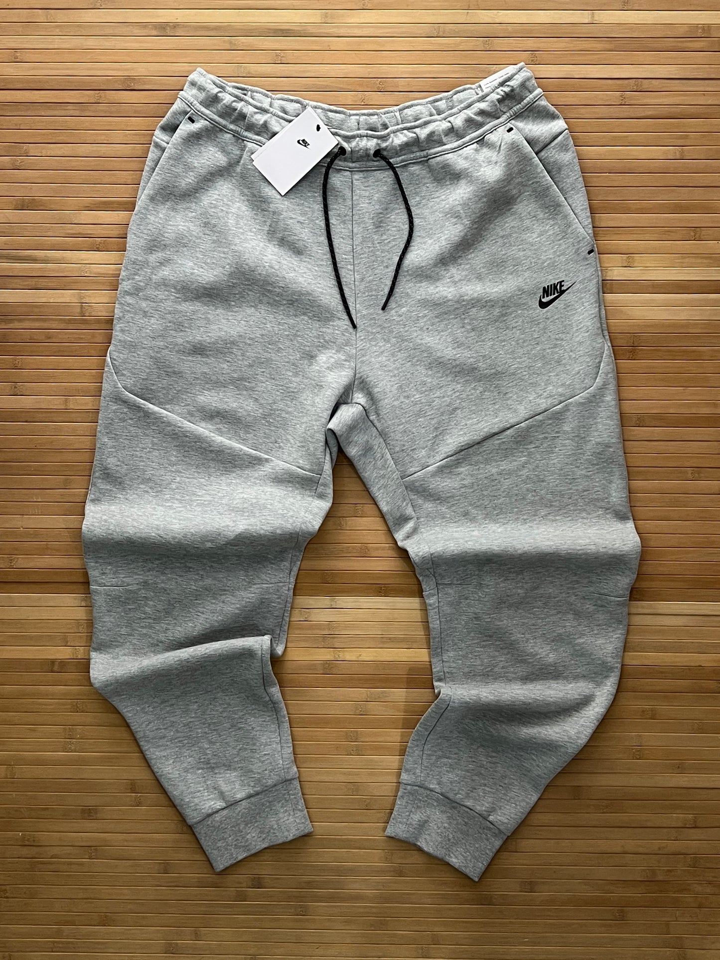 Nike Tech Fleece Pants new with tags (2XL)