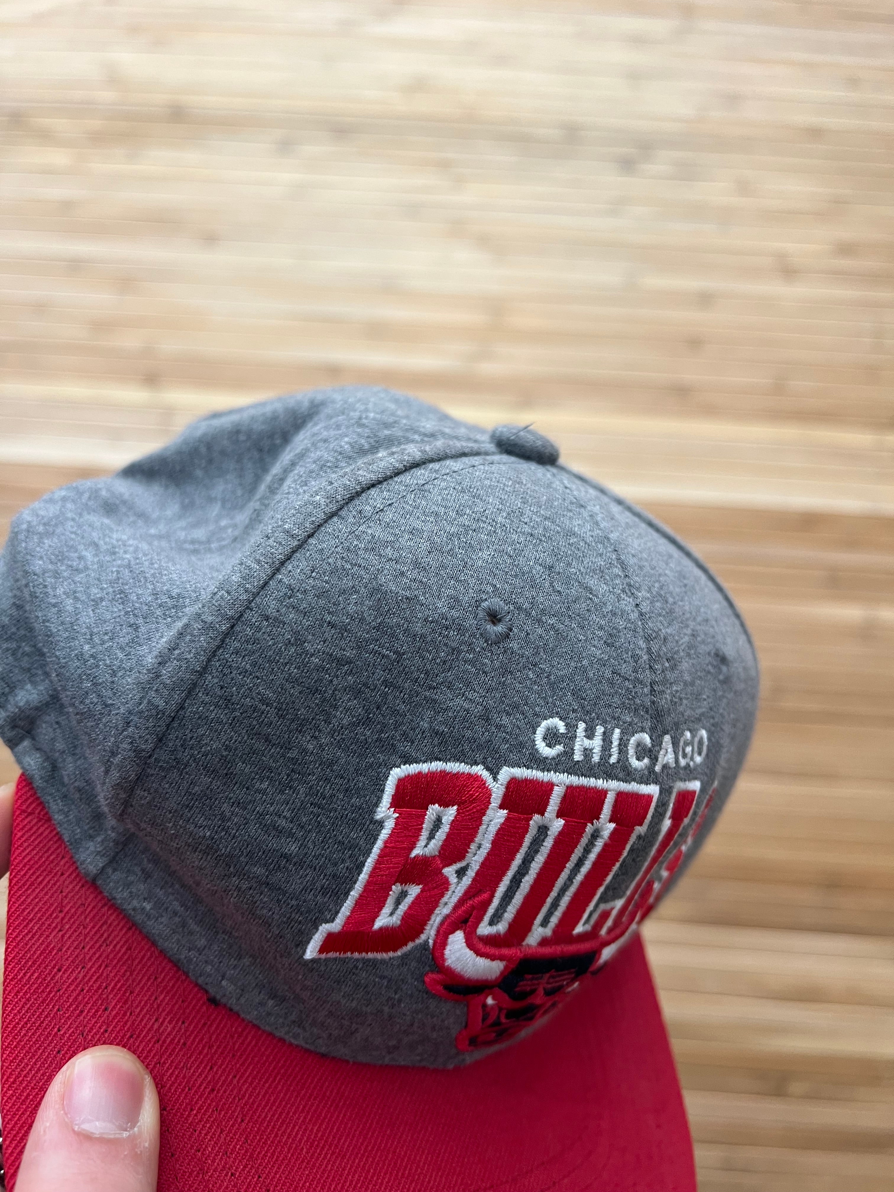 Chicago Bulls Vintage Snap Back Hat (one size)