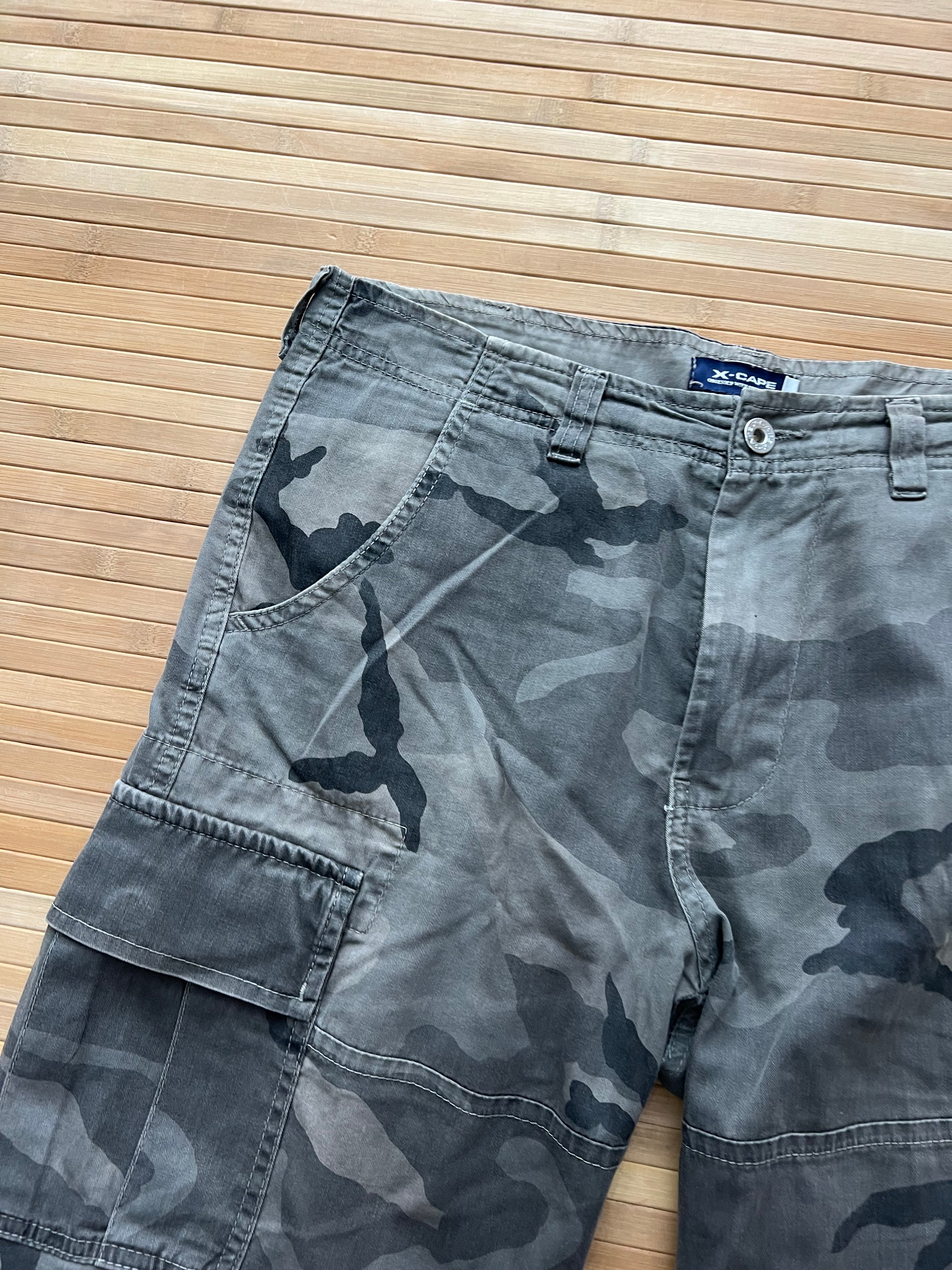 X-Cape Camo Cargo Shorts (34)