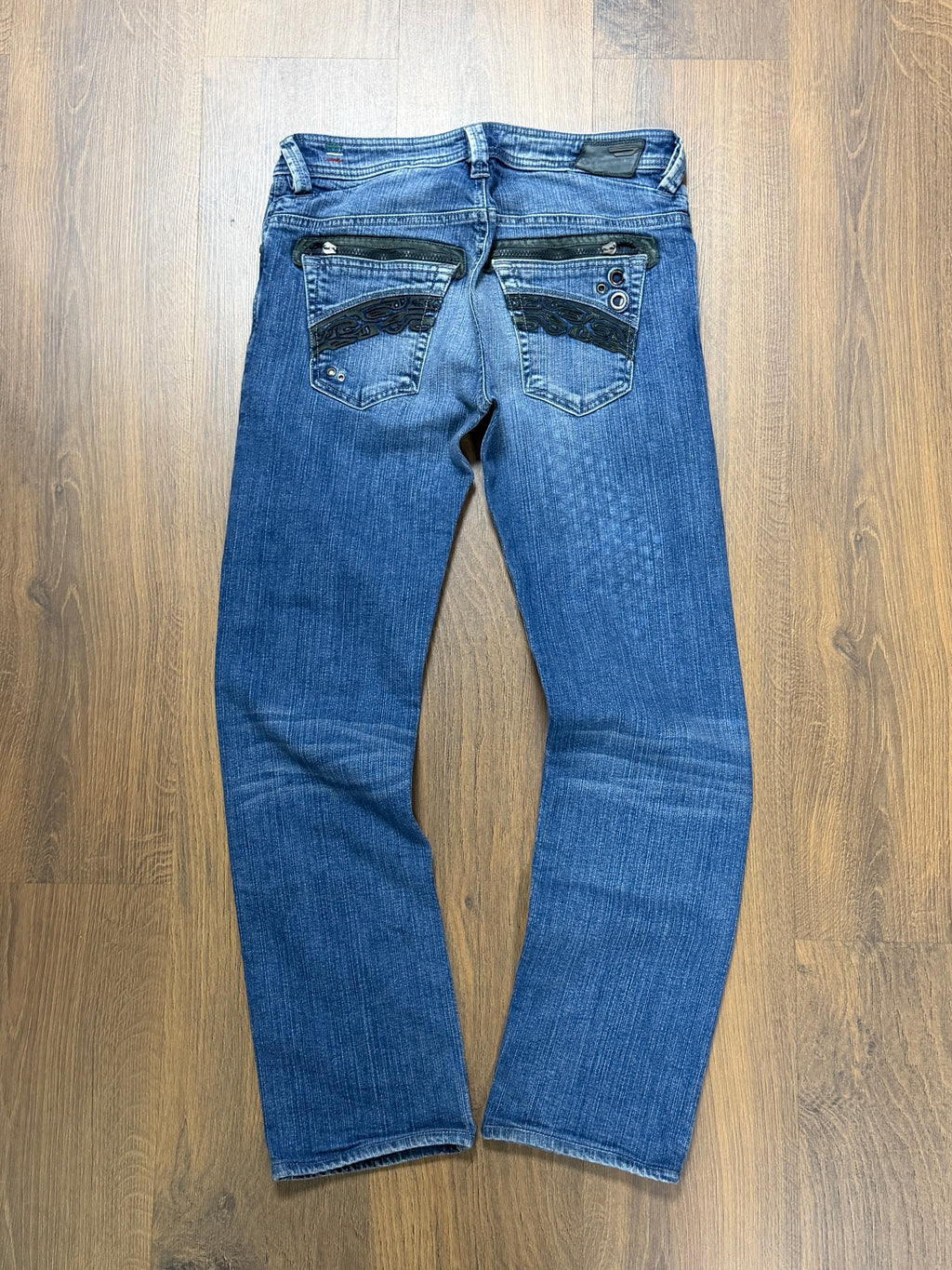 Diesel Jeans 💁🏼‍♀️ (30x30)