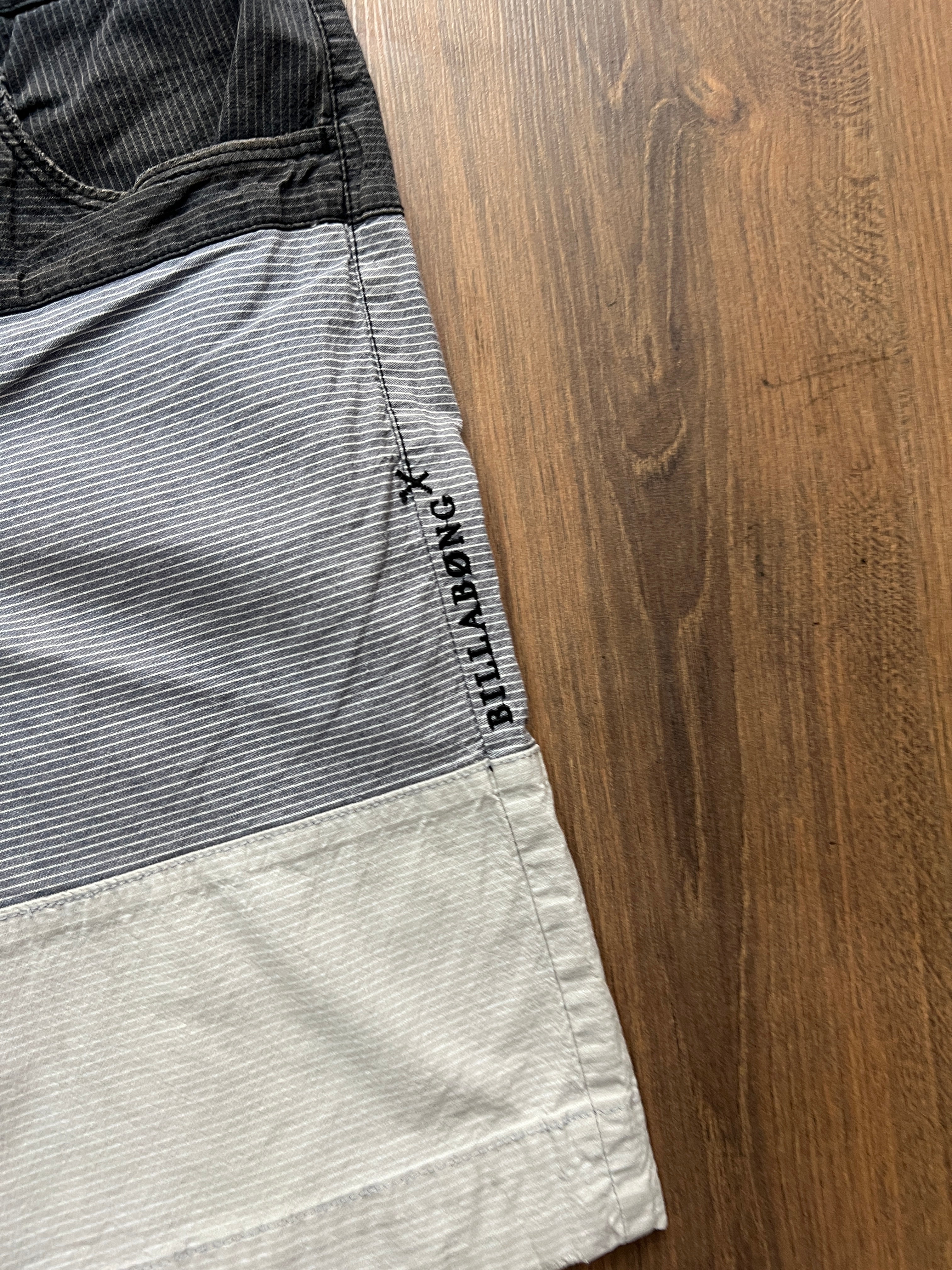 Billabong Striped Shorts (32)
