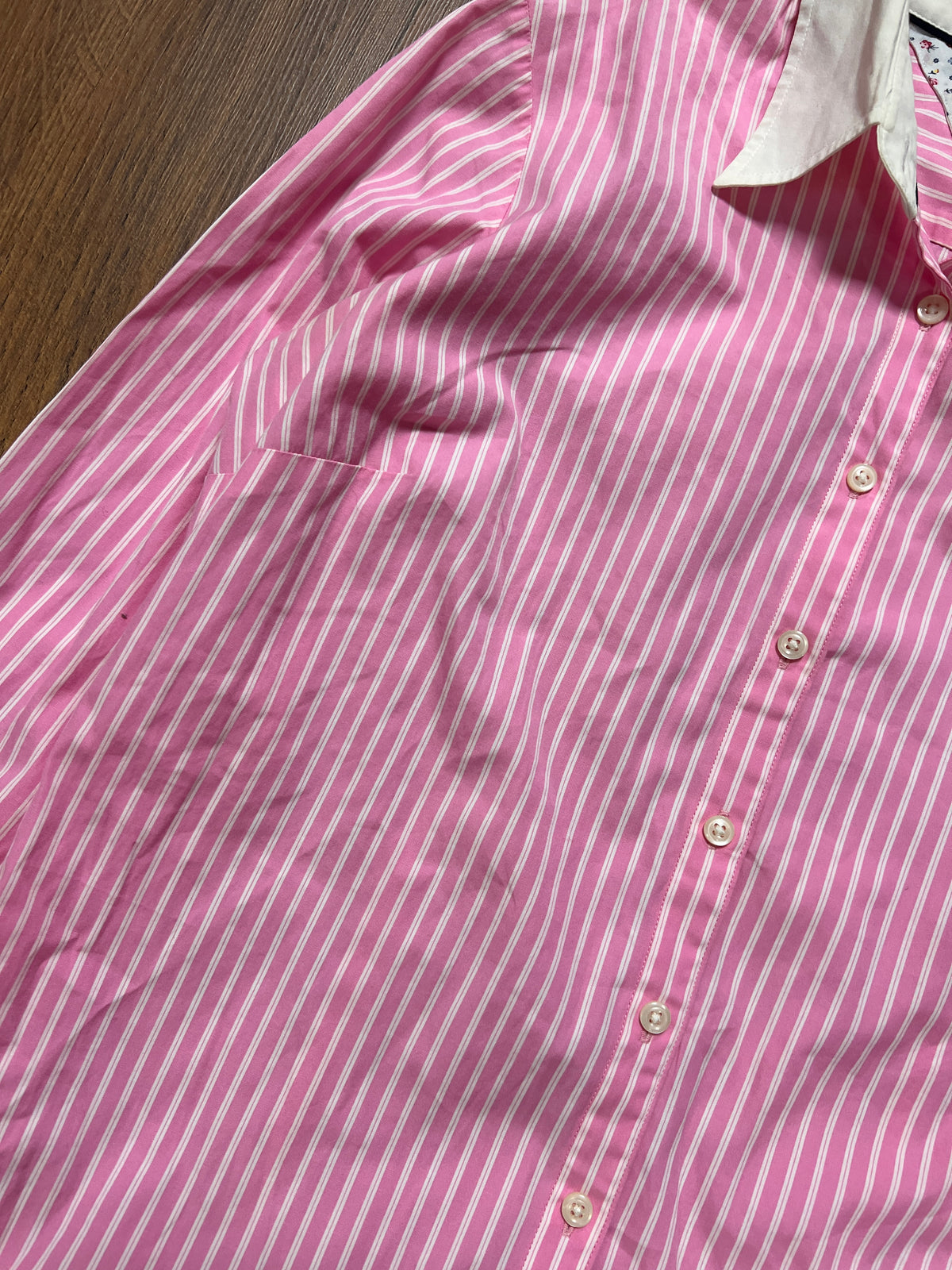 Tommy stripped long  sleeve shirt 🙋‍♀️(S)