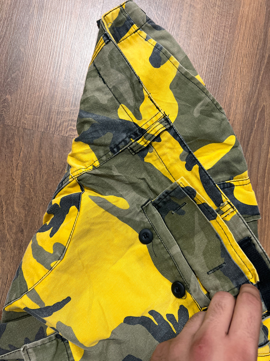 Cargo Yellow Camo Pants (36x32)