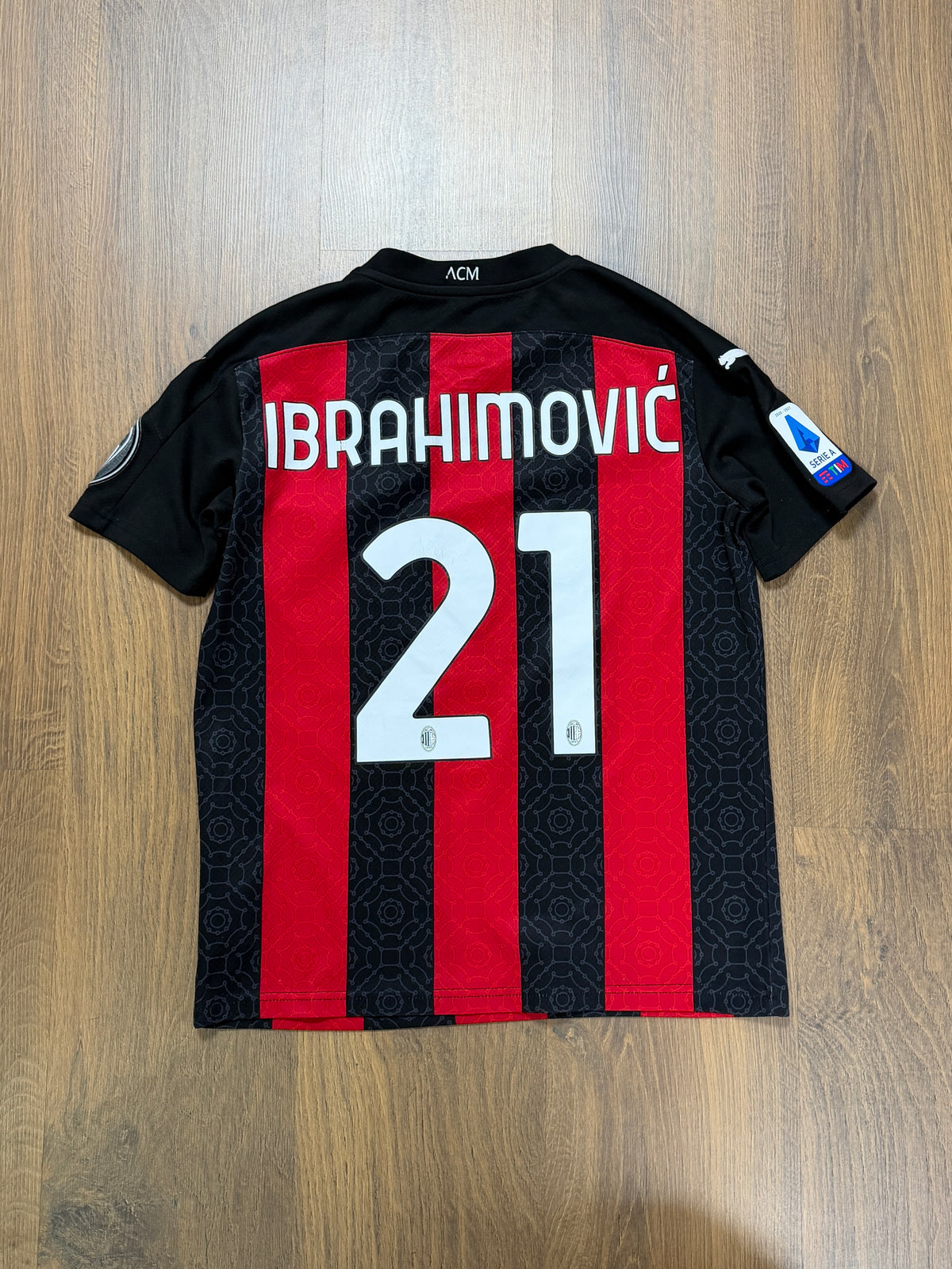 Milan 2020/21 Ibrahimovic Home Jersey (XS)