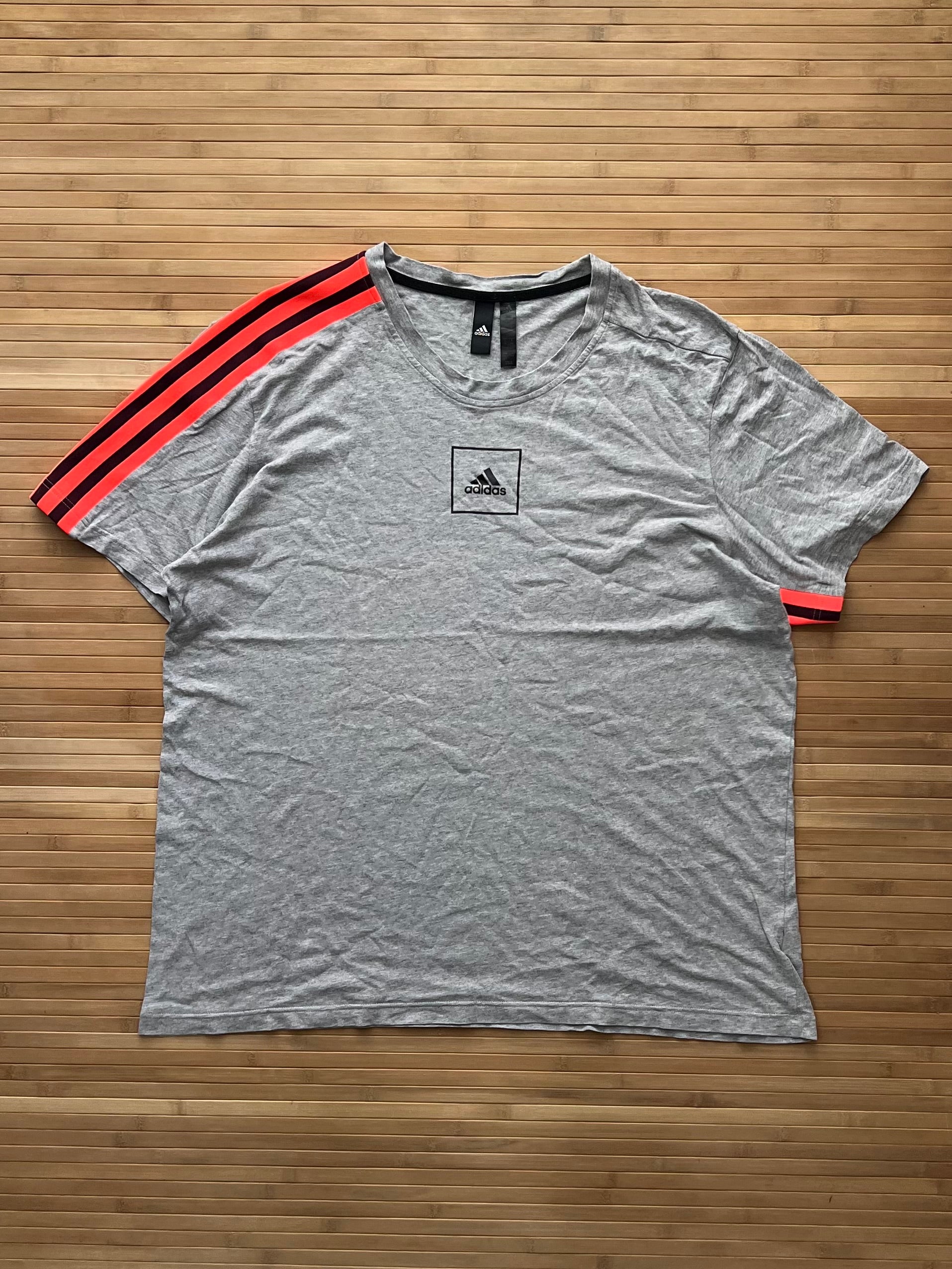 Adidas Tee(2XL)