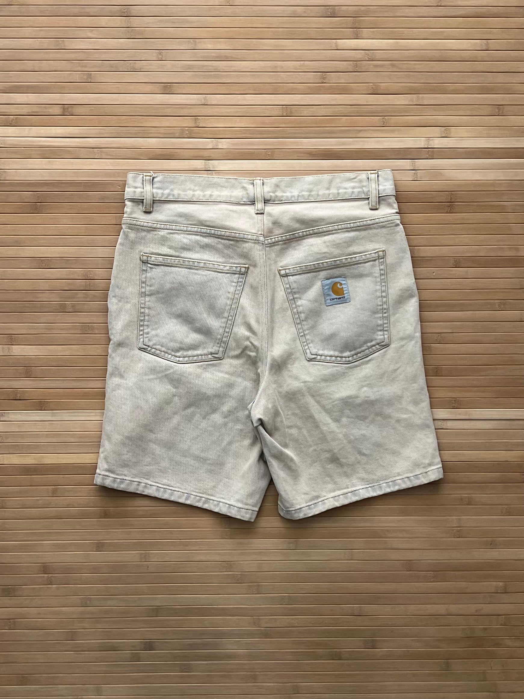 Carhartt Shorts (32)