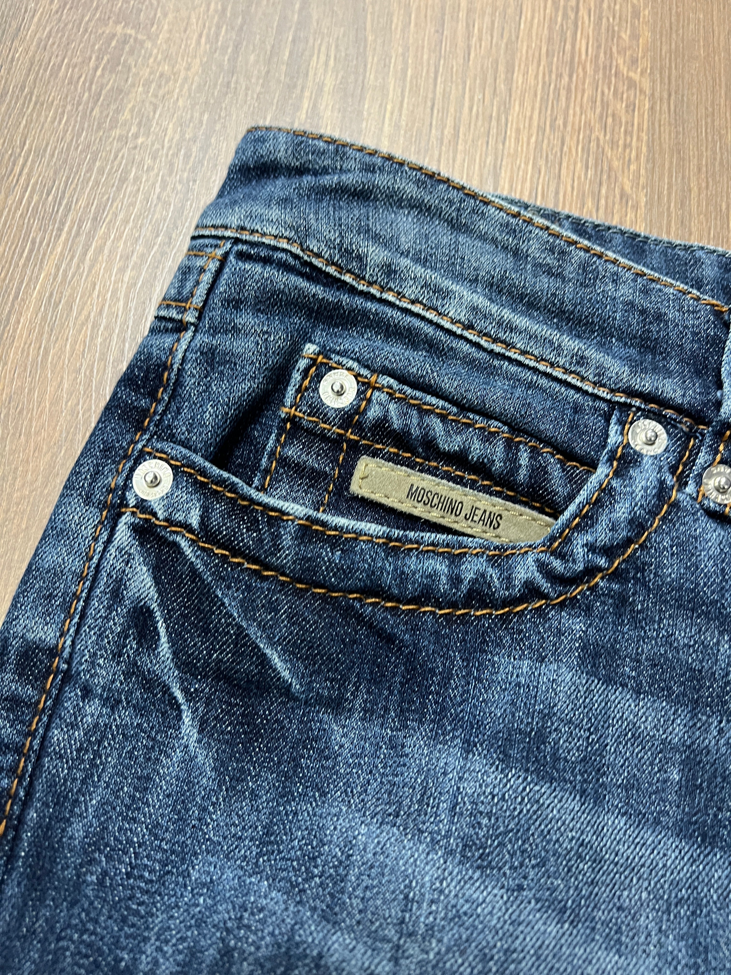 Moschino Capris Heart🙋‍♀️ (30)