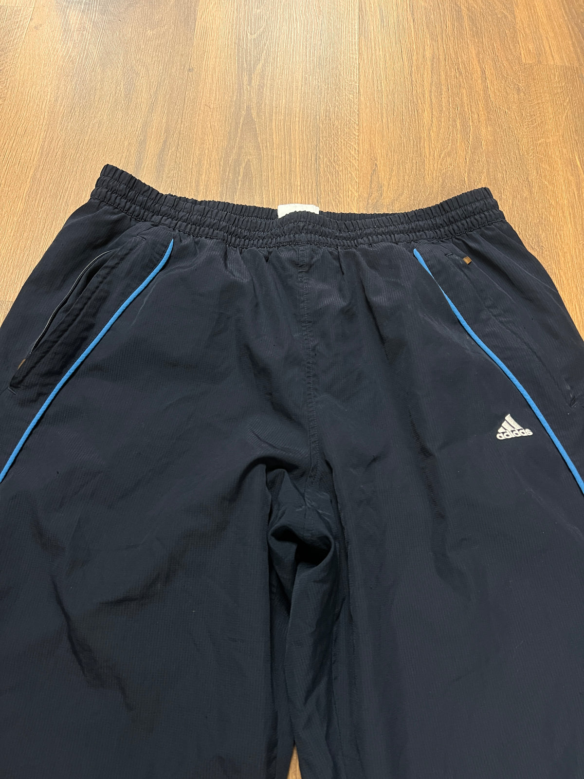 Adidas Trackpants (L)