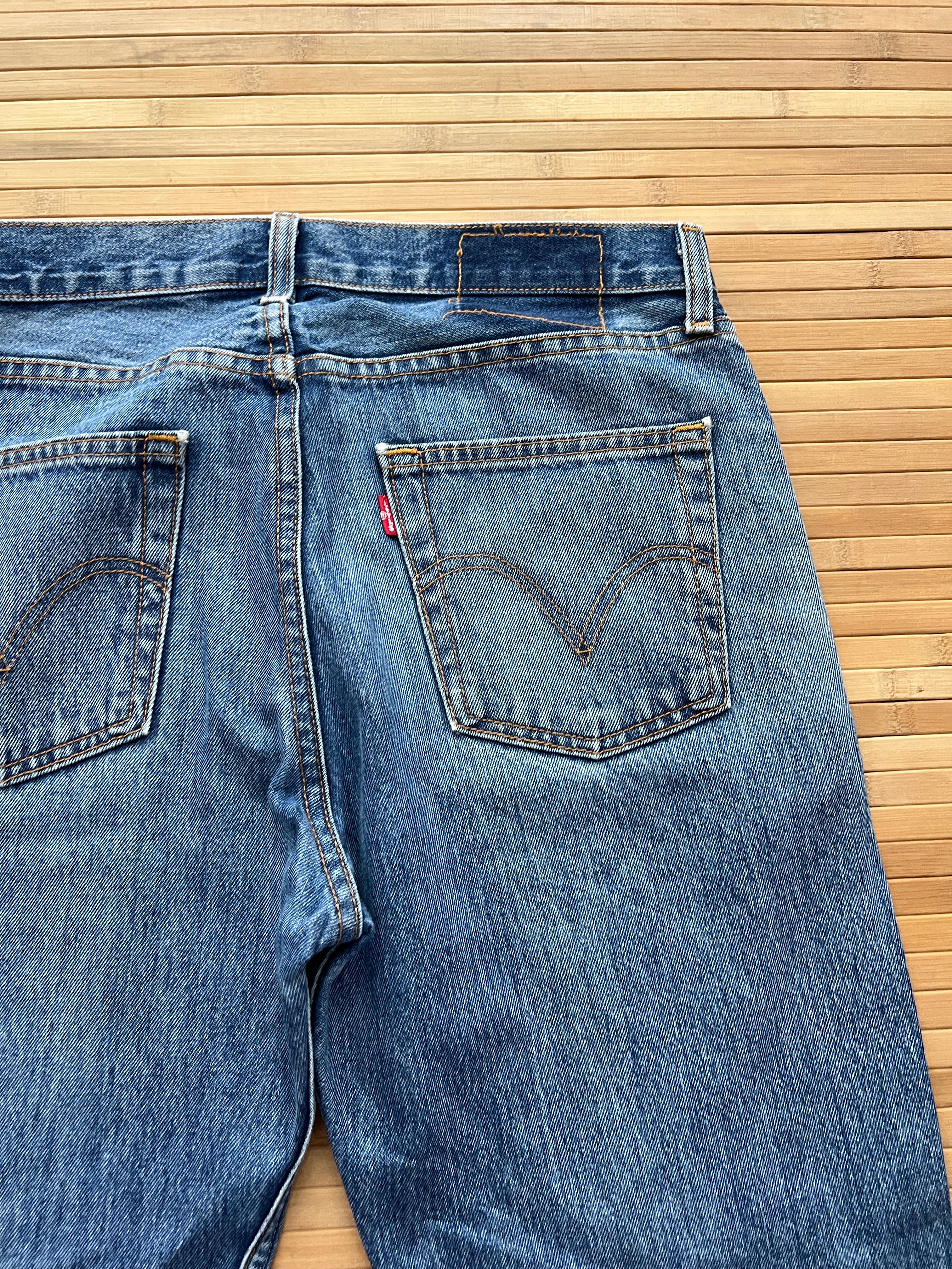 Levis Jeans (32x30)