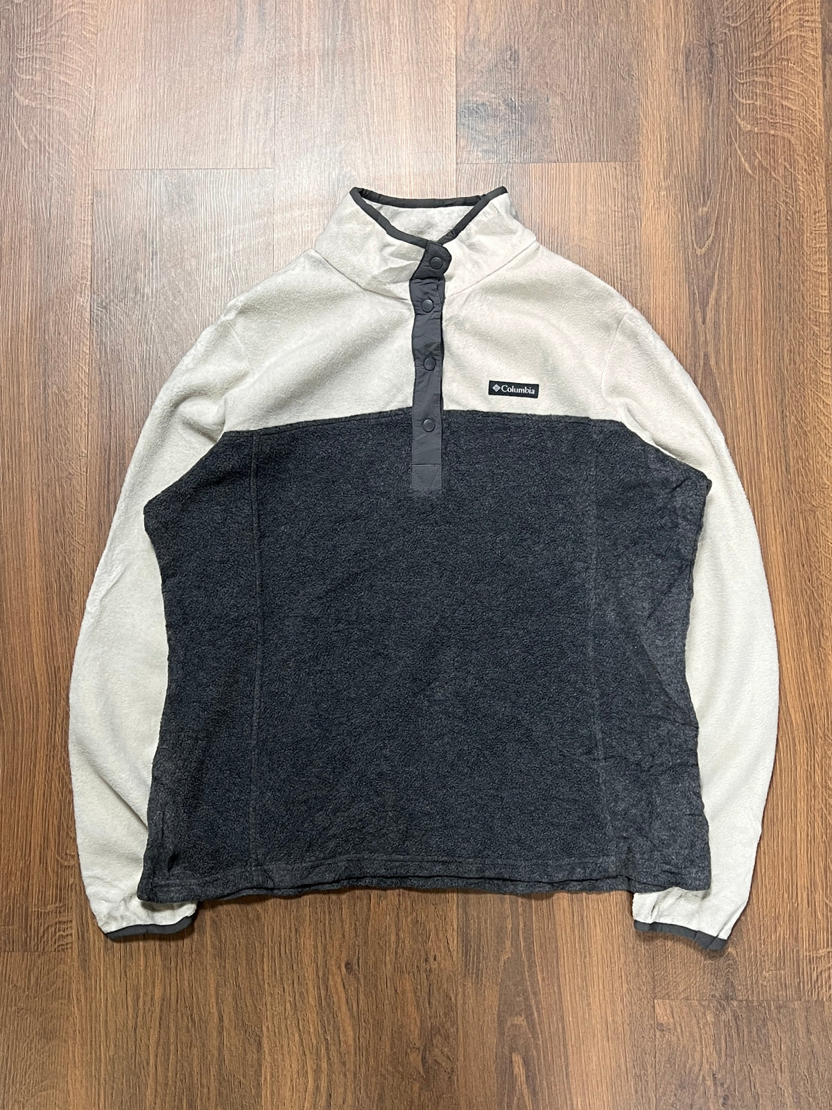 Columbia button up fleece(L)