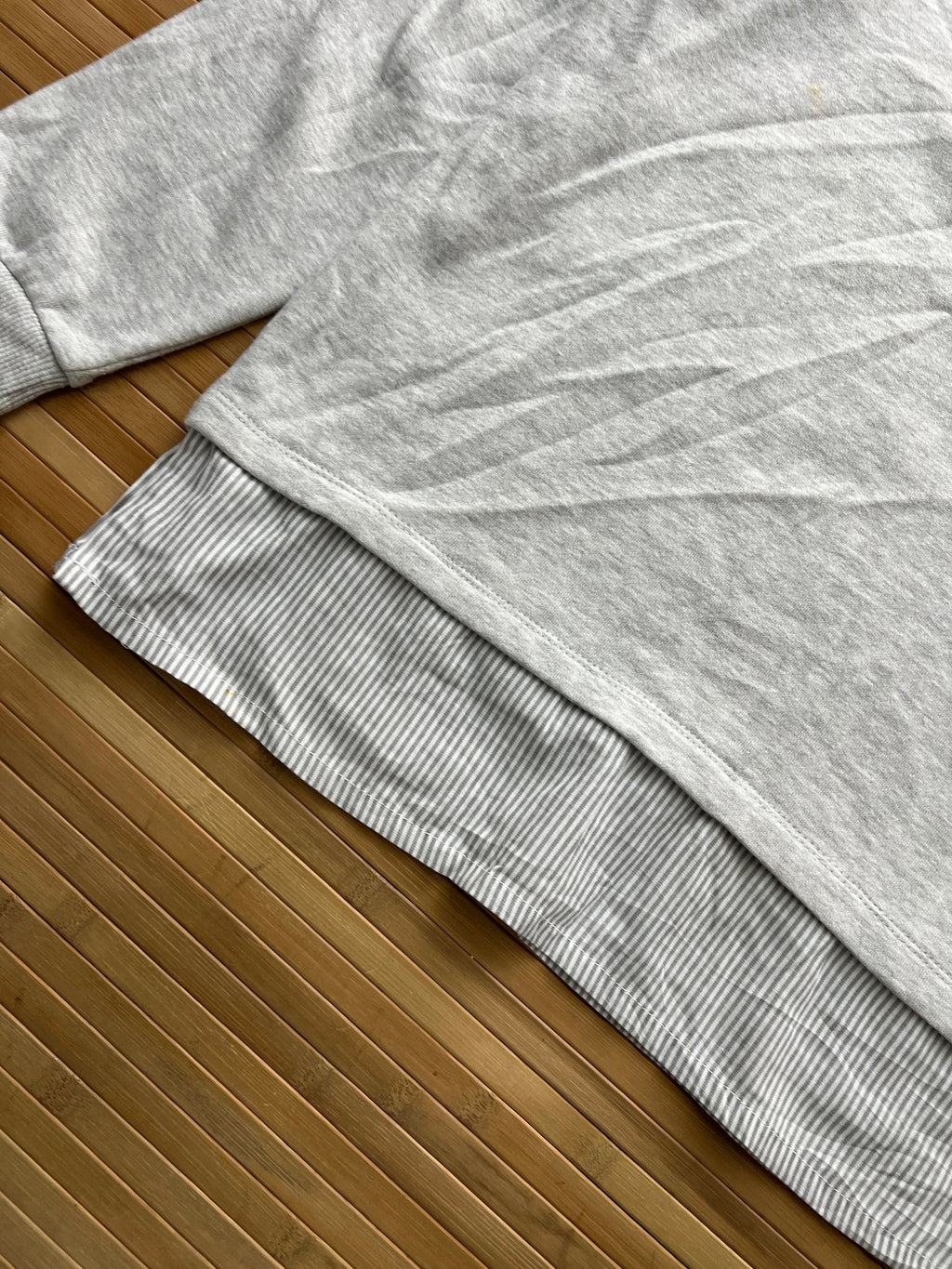 Janina Embroidery Sweatshirt🙋‍♀️ (L)