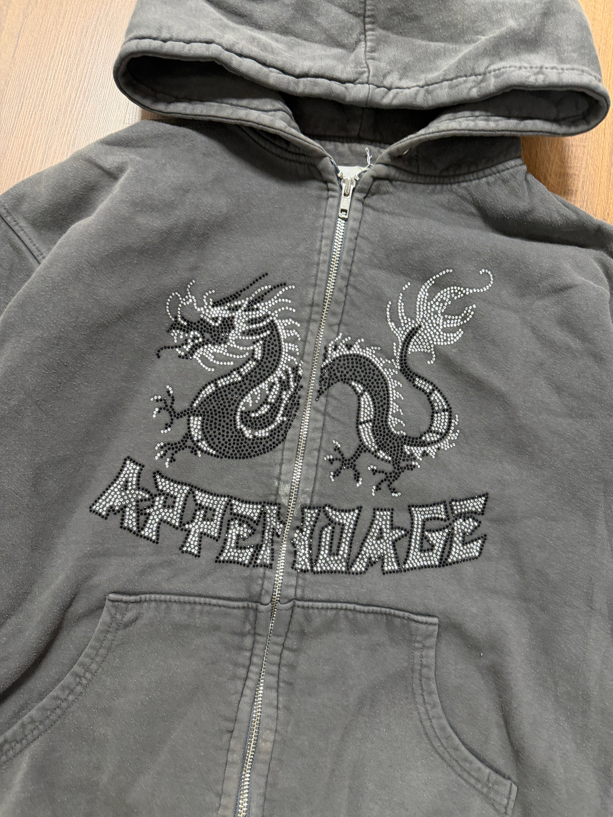 Dragon Y2K zip up hoodie (M)