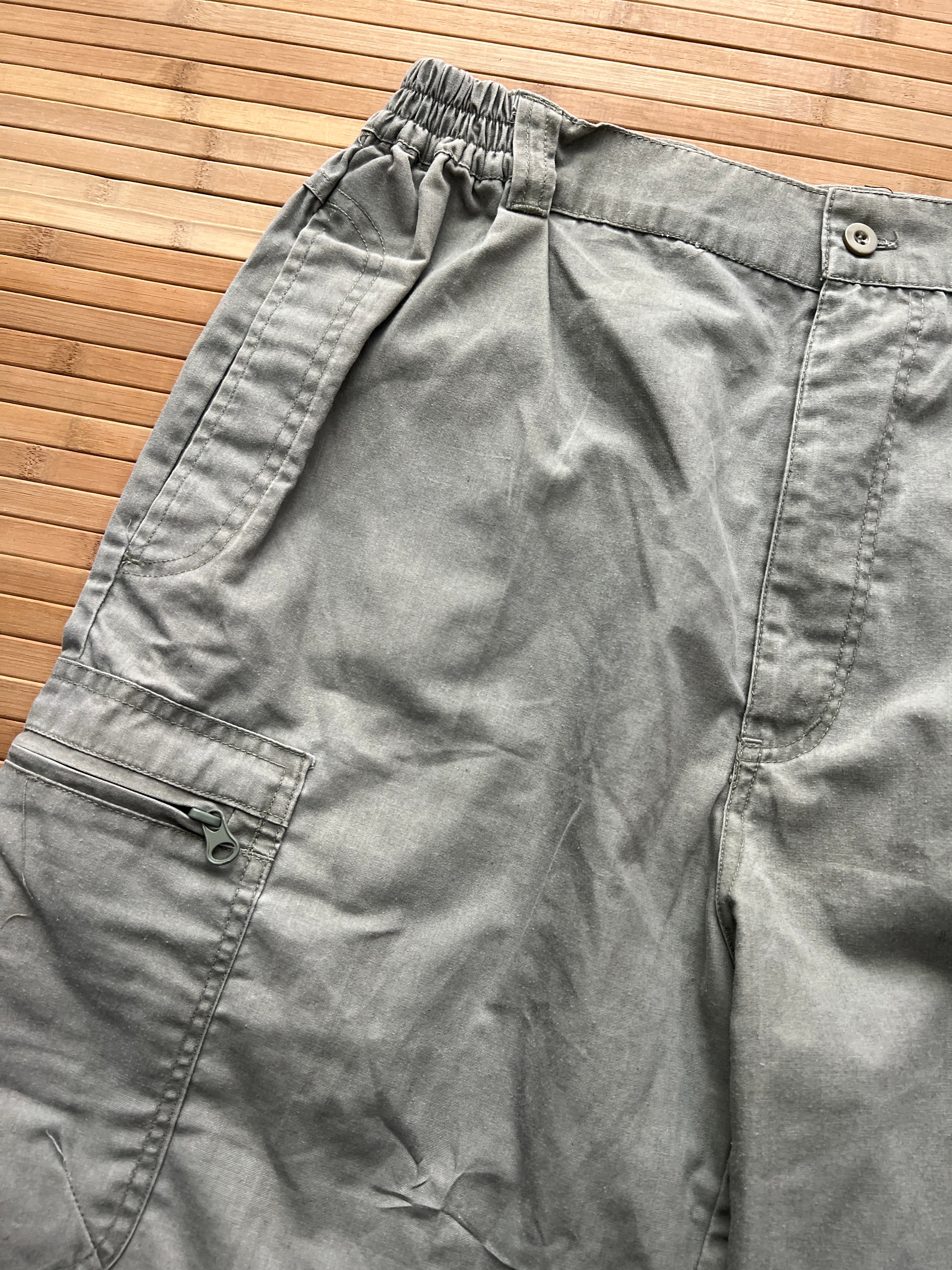 Frank Cargo Shorts (30)