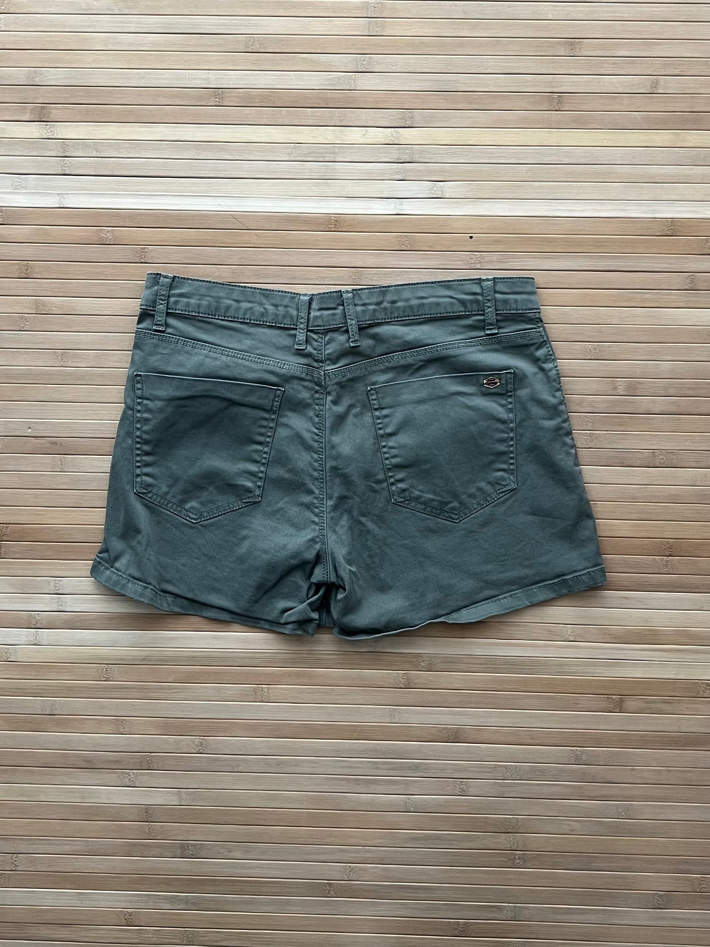 Stradivarius Women’s Short (28)