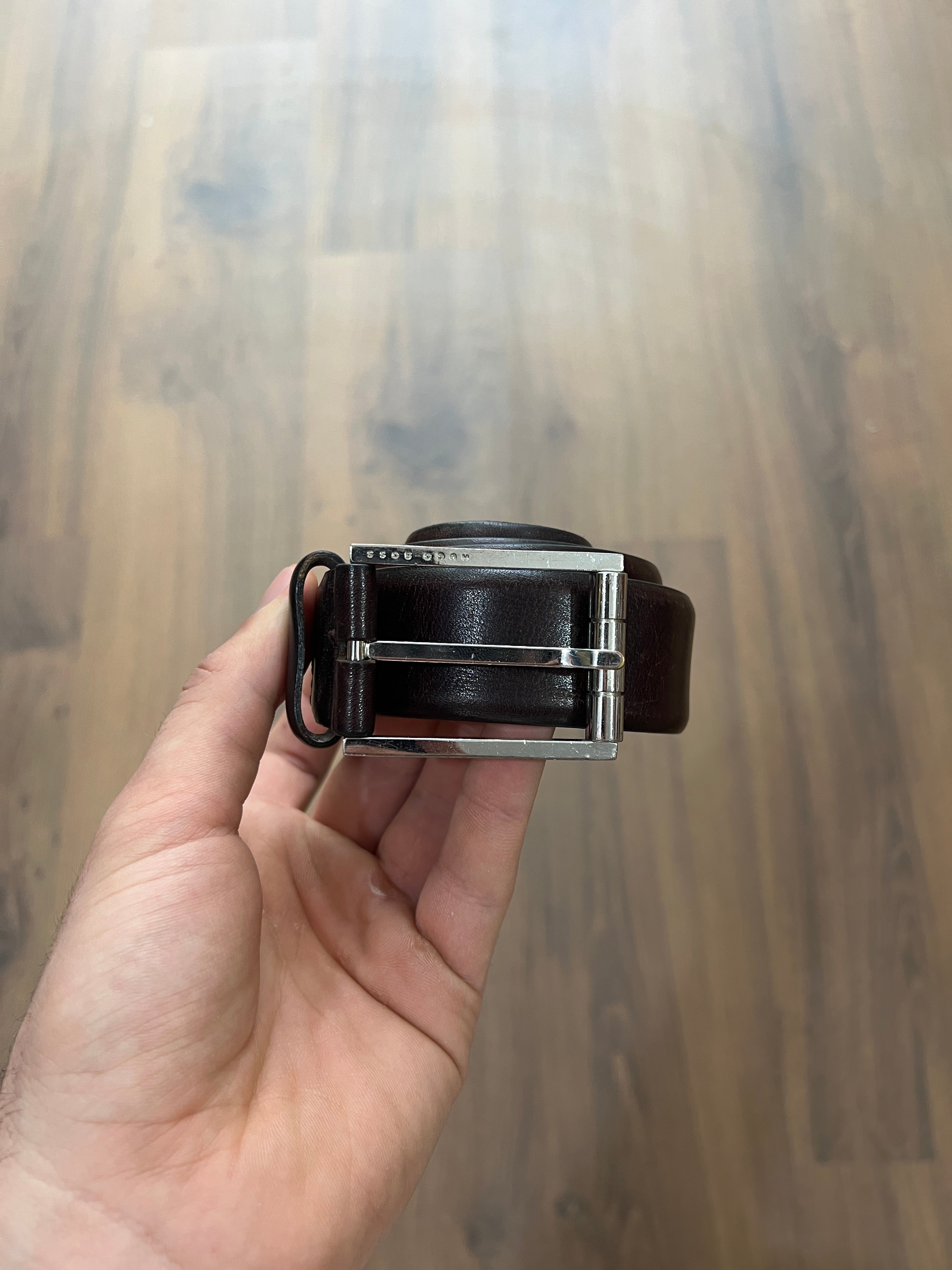 Huggo Boss Leather Belt (32)