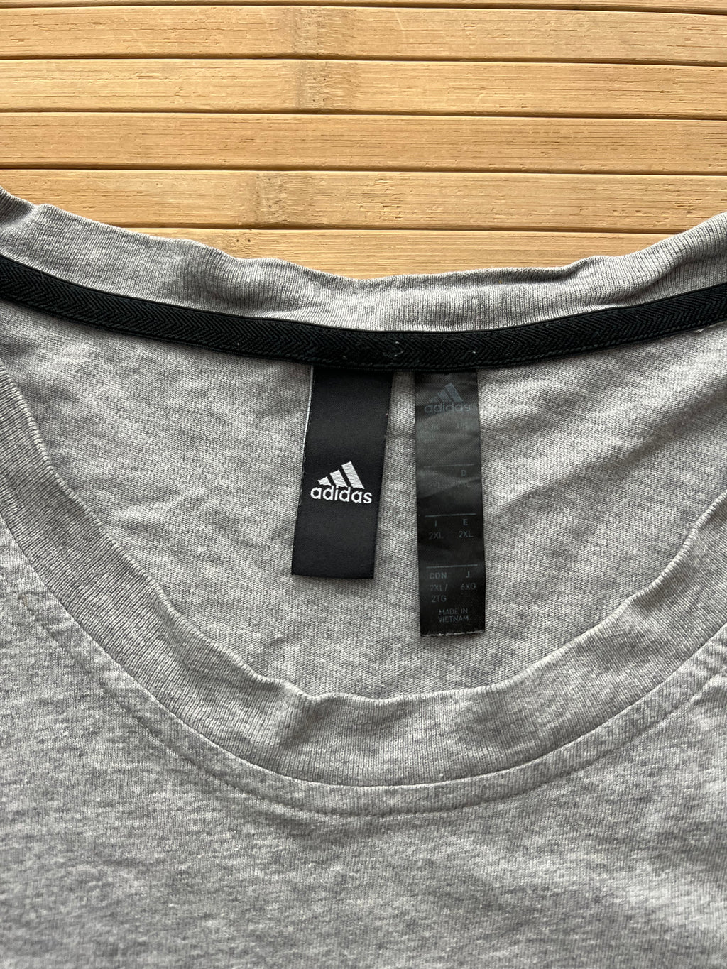 Adidas Tee(2XL)