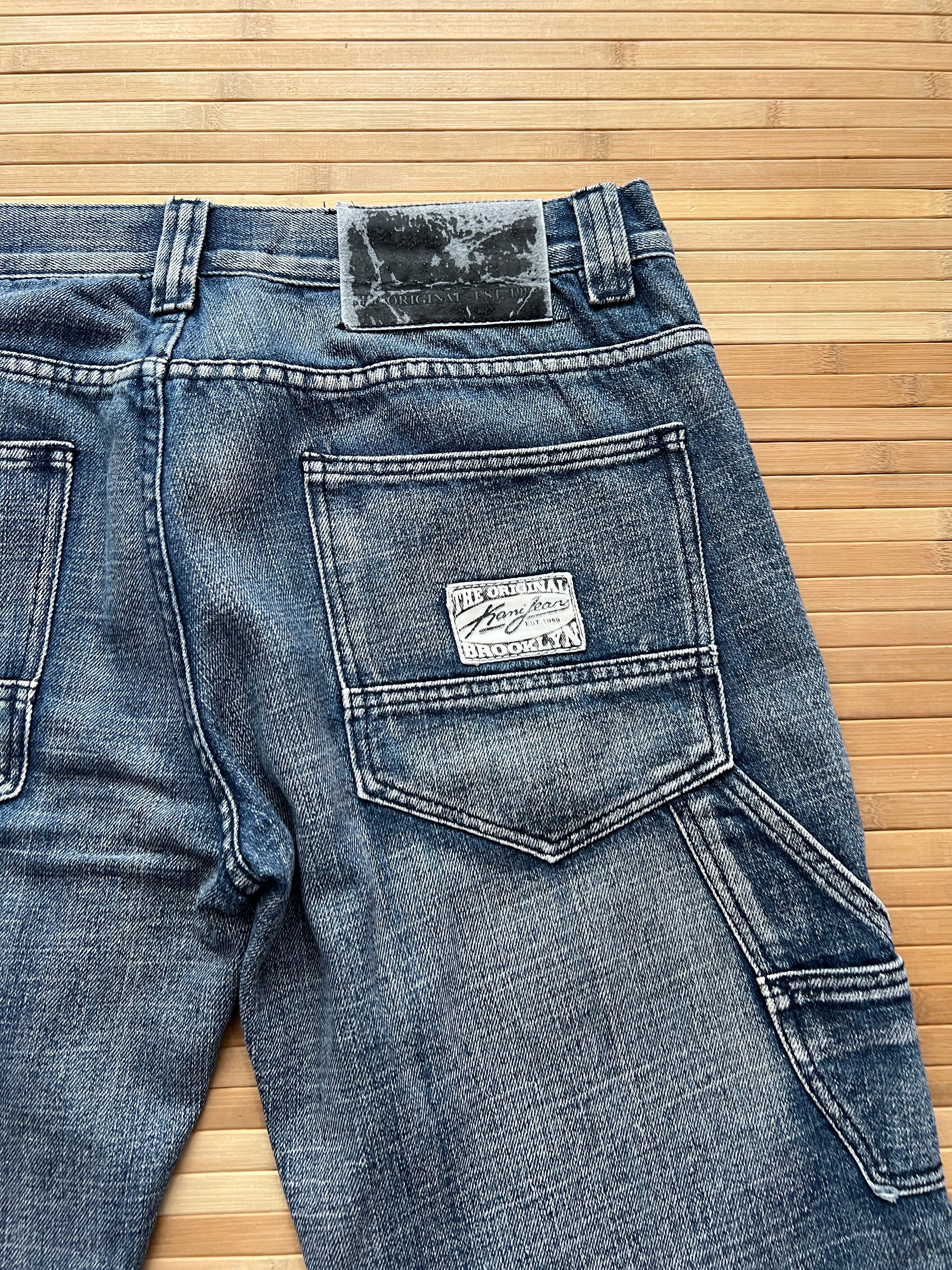 Karl Kani Carpenter Jorts(36)